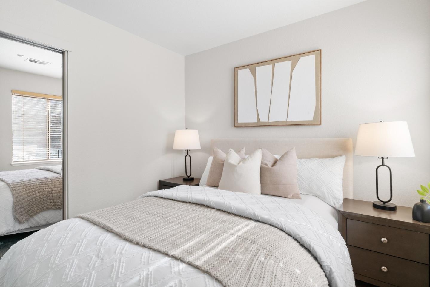 4042 Rio CT