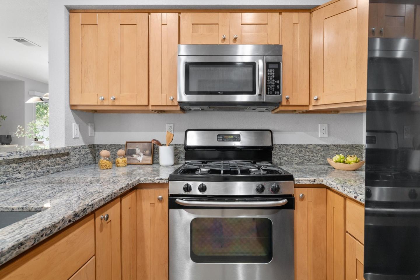 4042 Rio CT