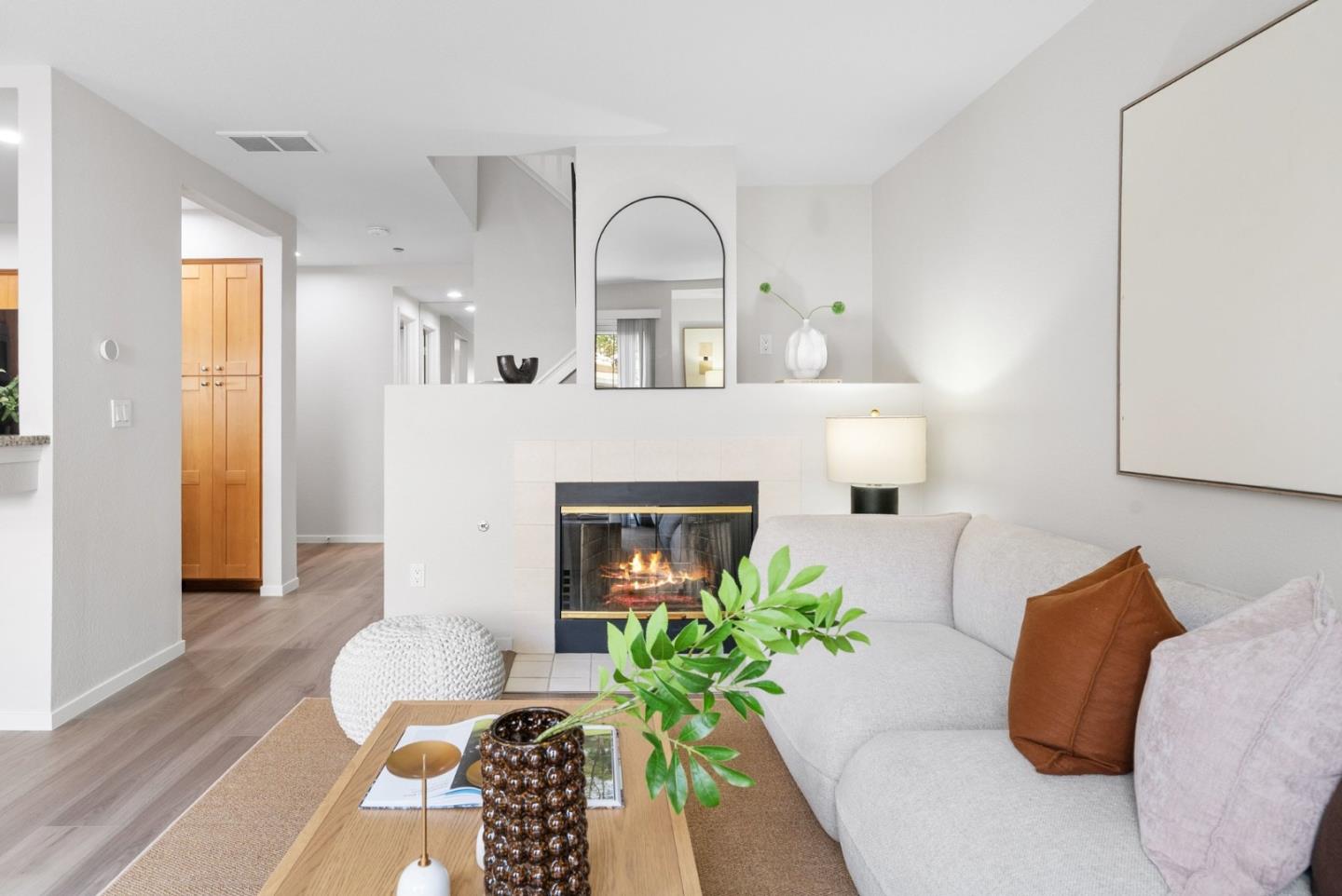 4042 Rio CT