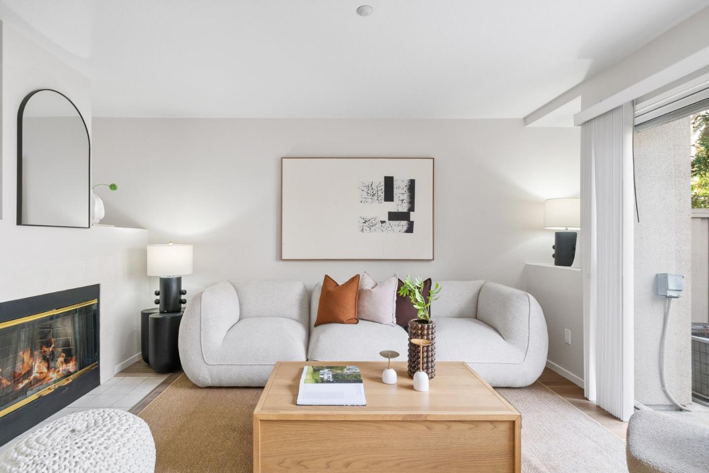 4042 Rio CT