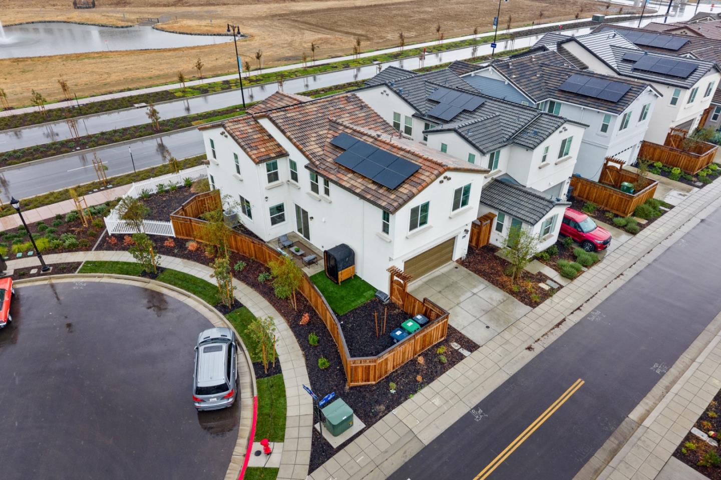 1506 N Central