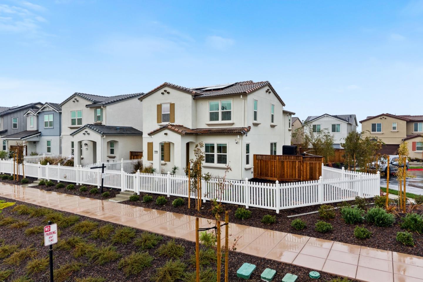 1506 N Central