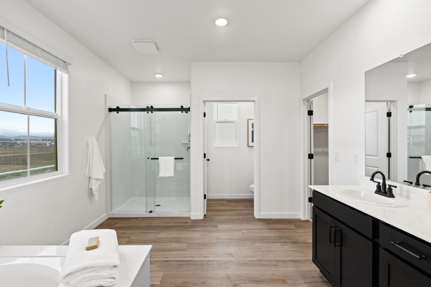 1506 N Central