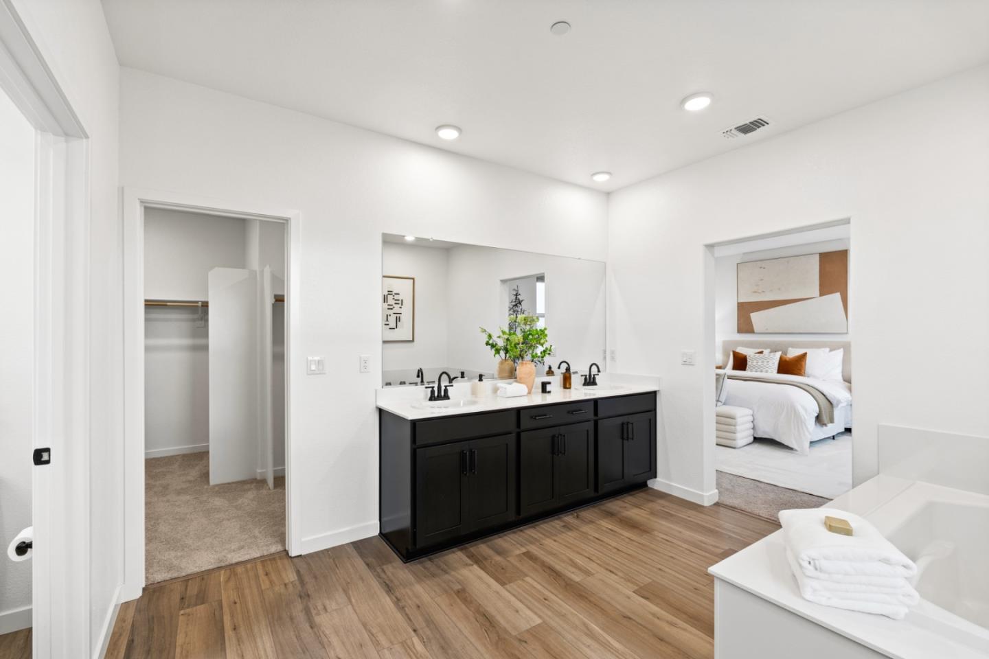 1506 N Central
