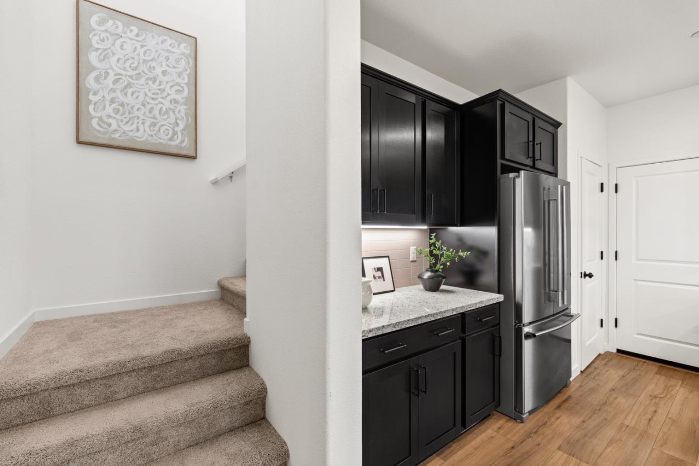 1506 N Central