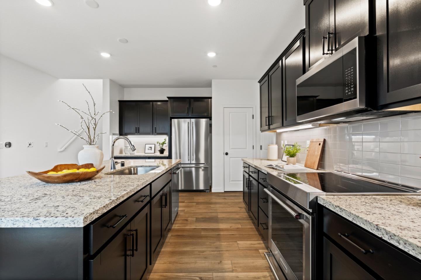 1506 N Central