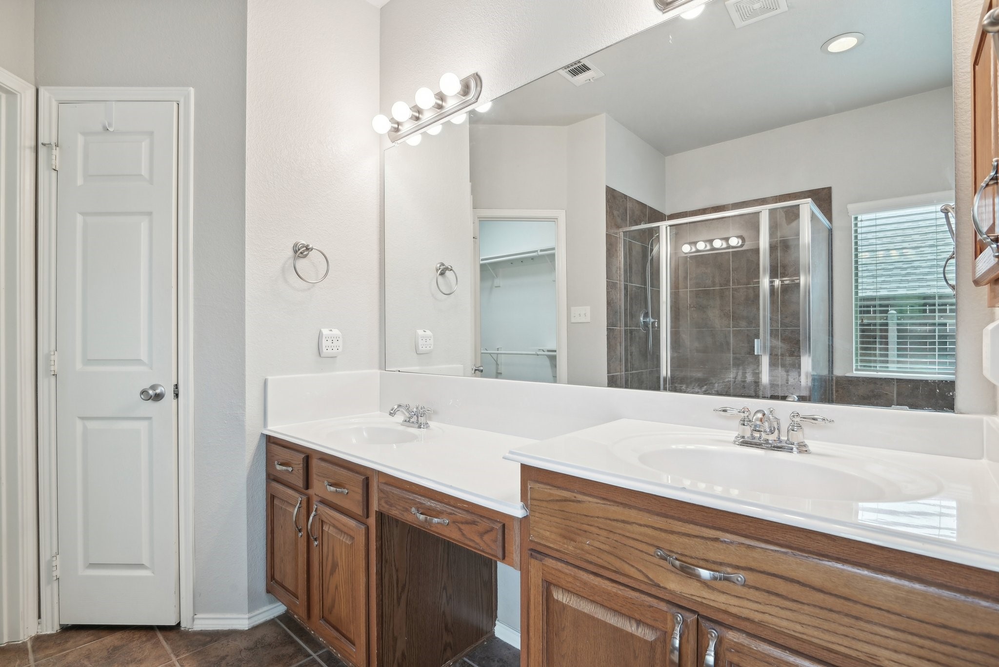 4205 Sweetgum Drive