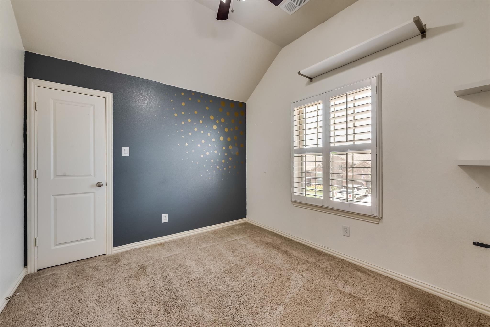208 Lilypad Bend