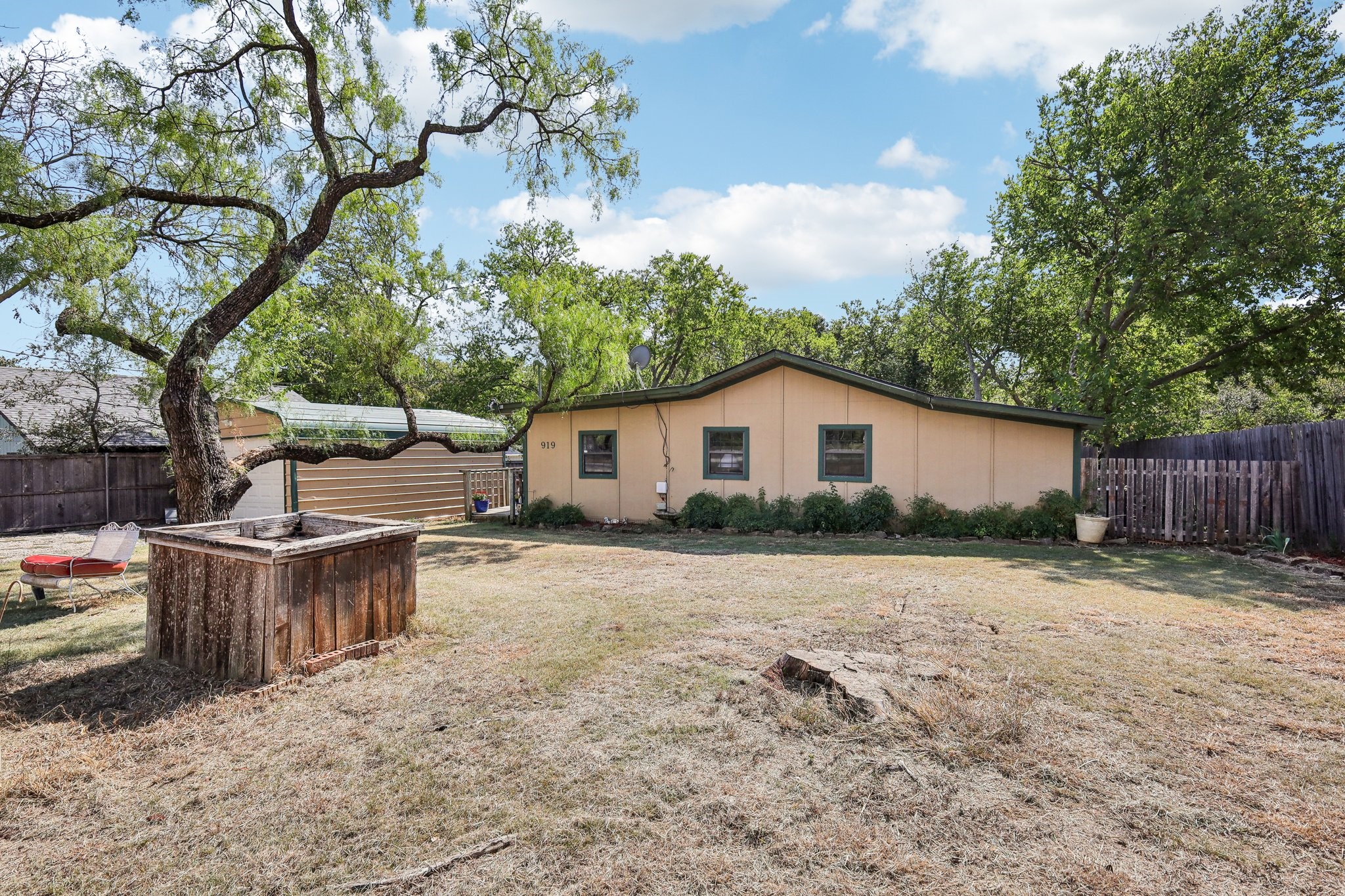 919 Carter Drive
