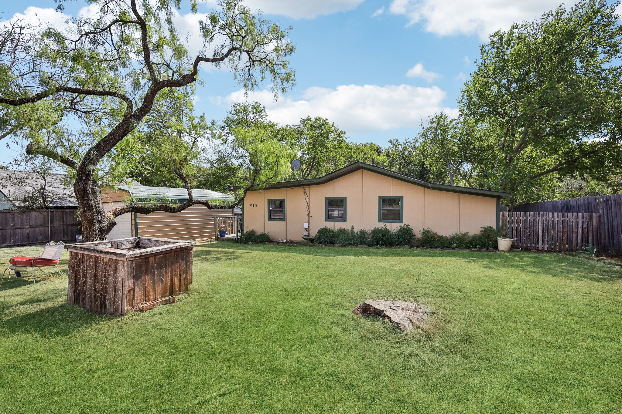 919 Carter Drive