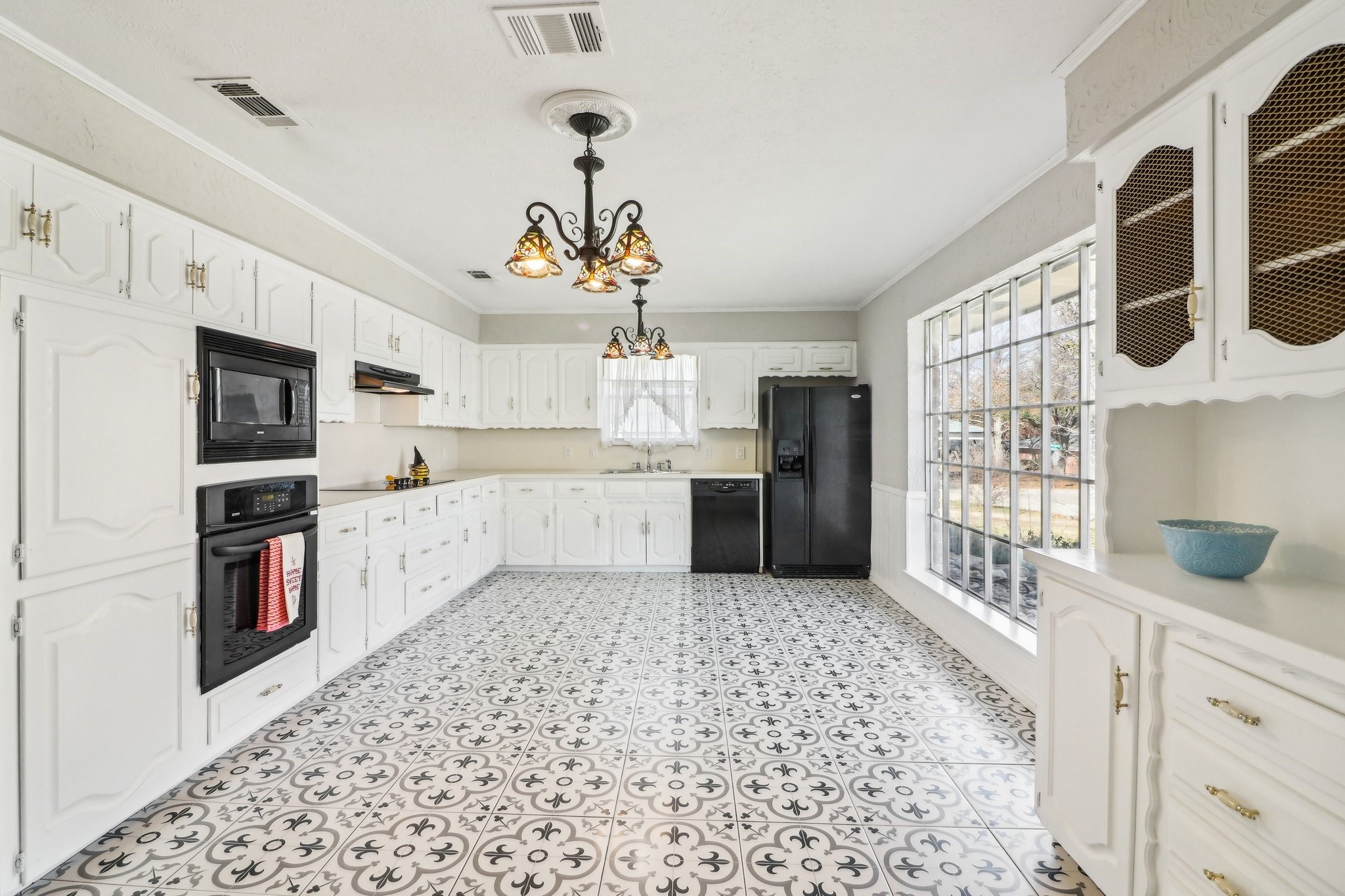 1362 Juniper Lane