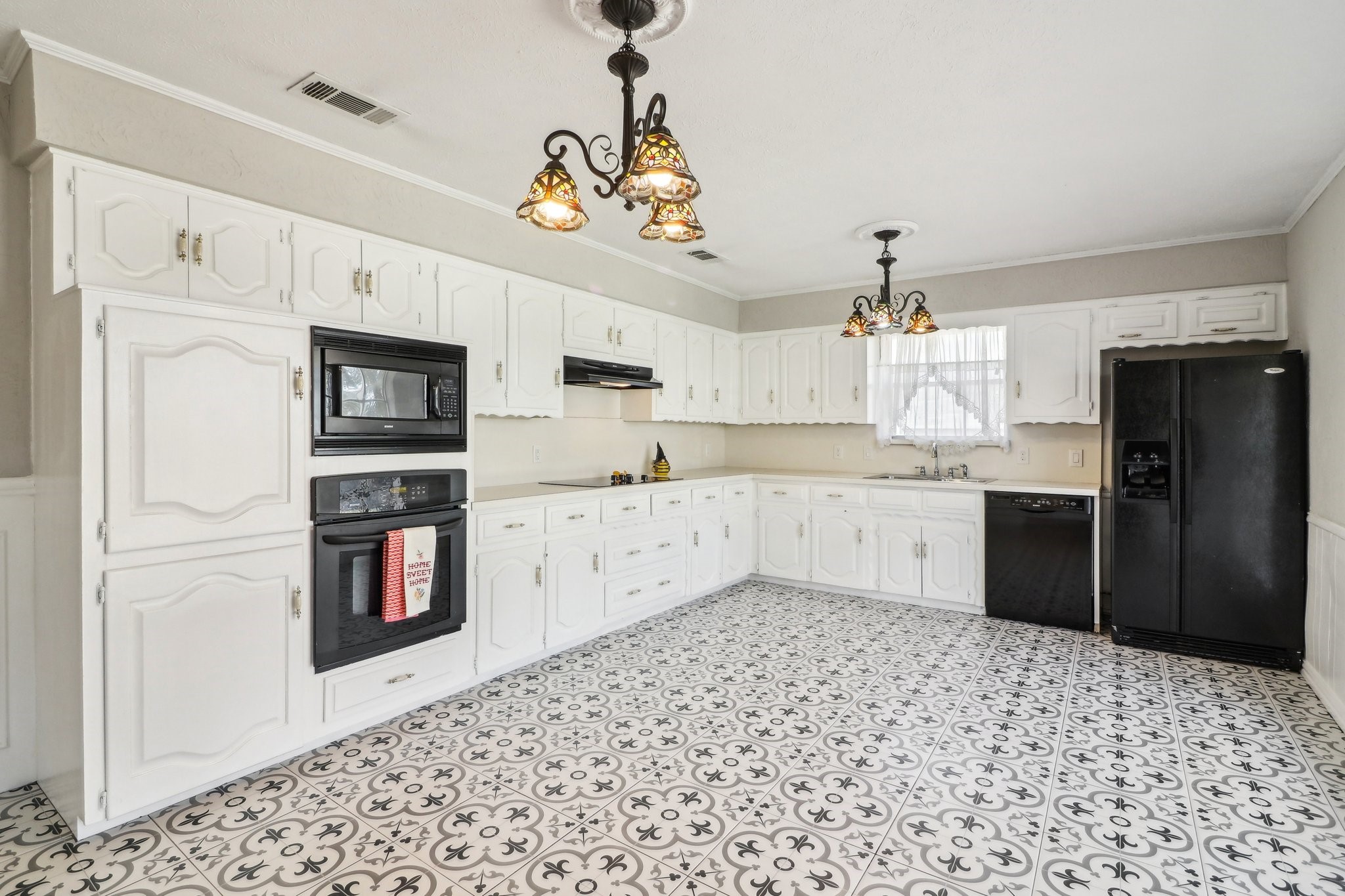 1362 Juniper Lane