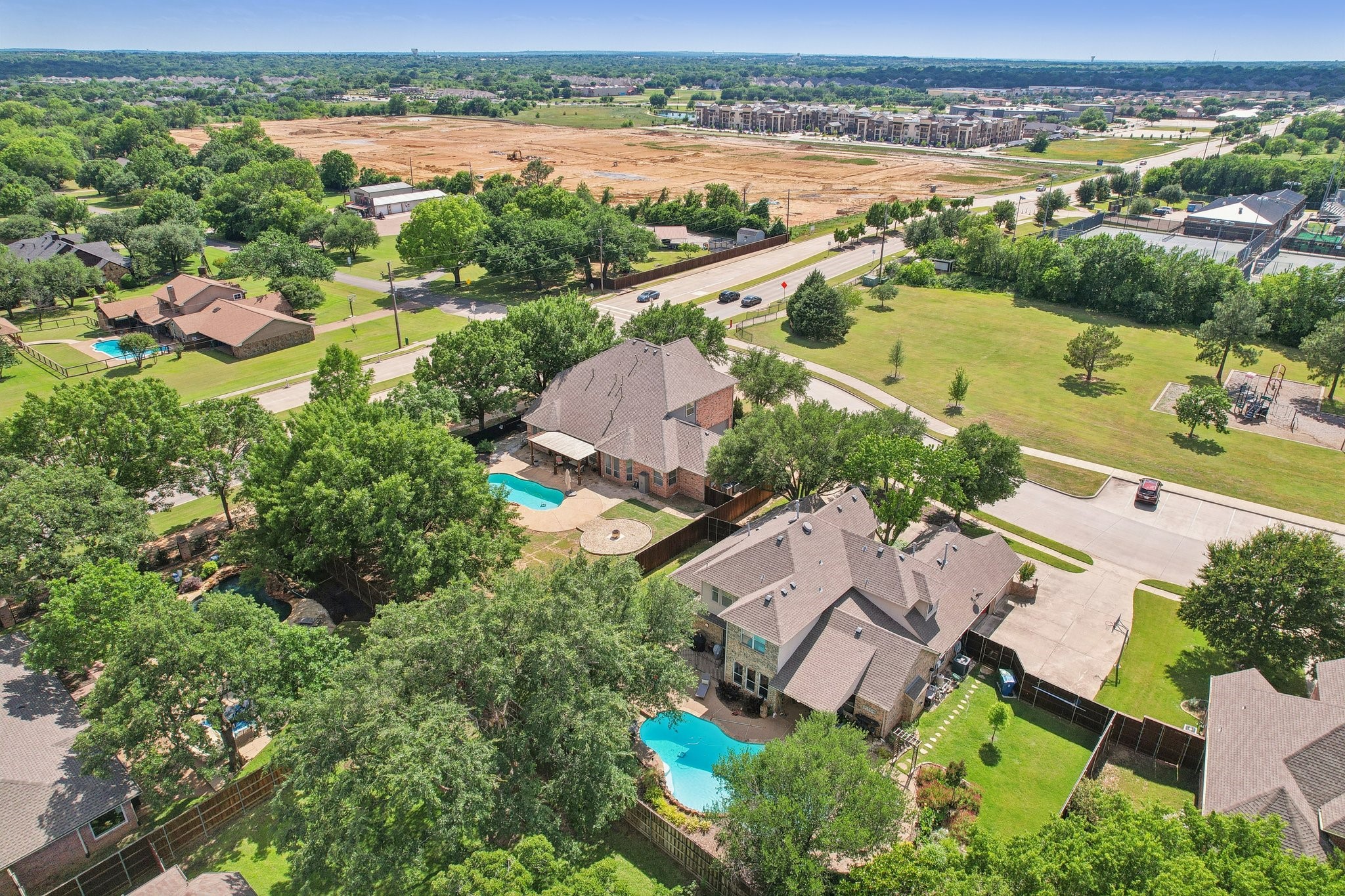 6000 Windridge Lane