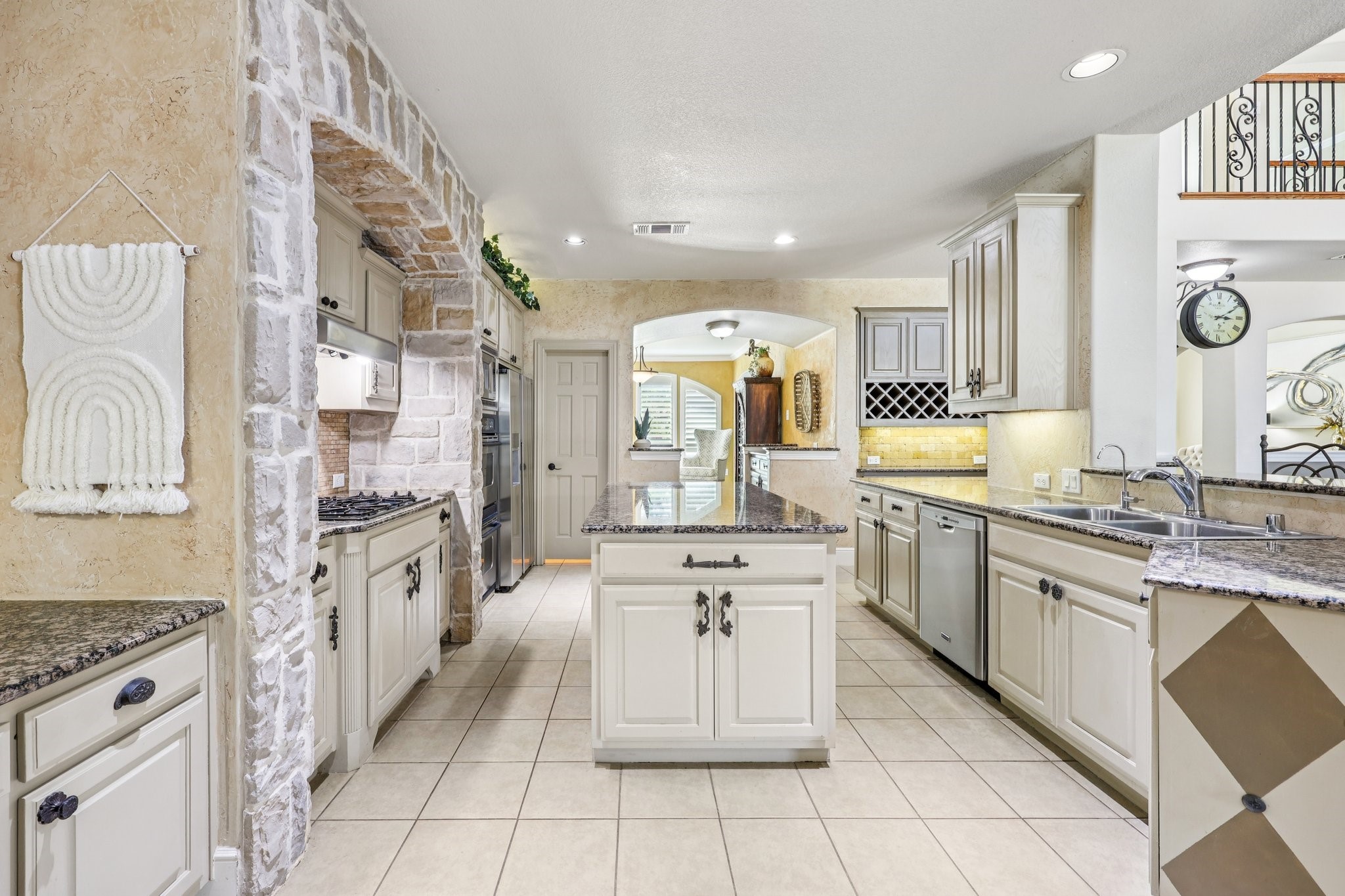 12324 Skipper Drive