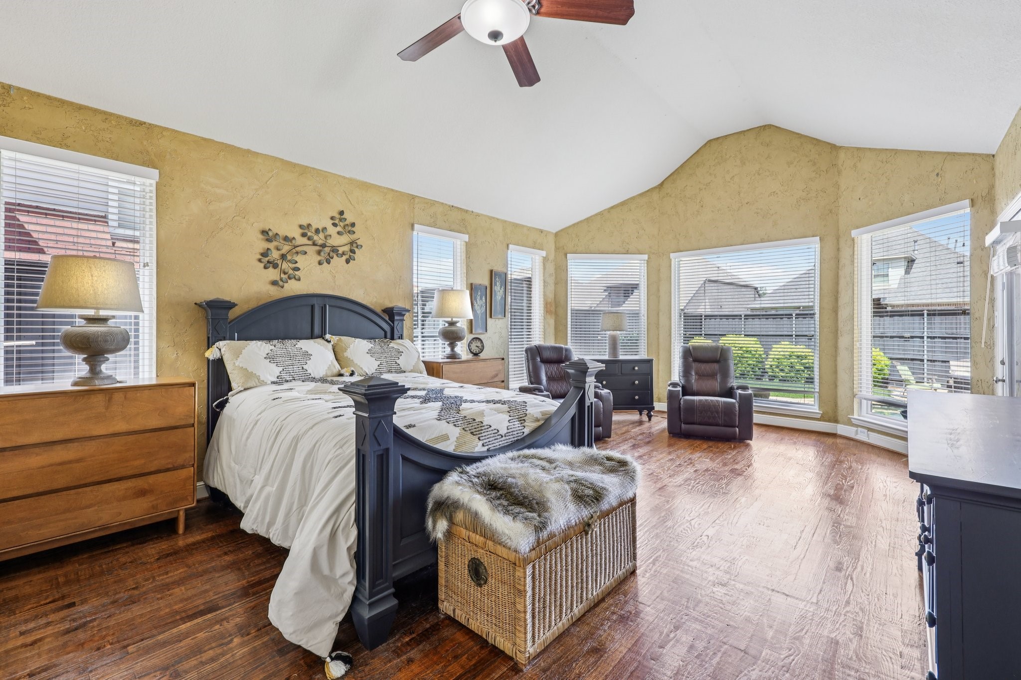 12324 Skipper Drive