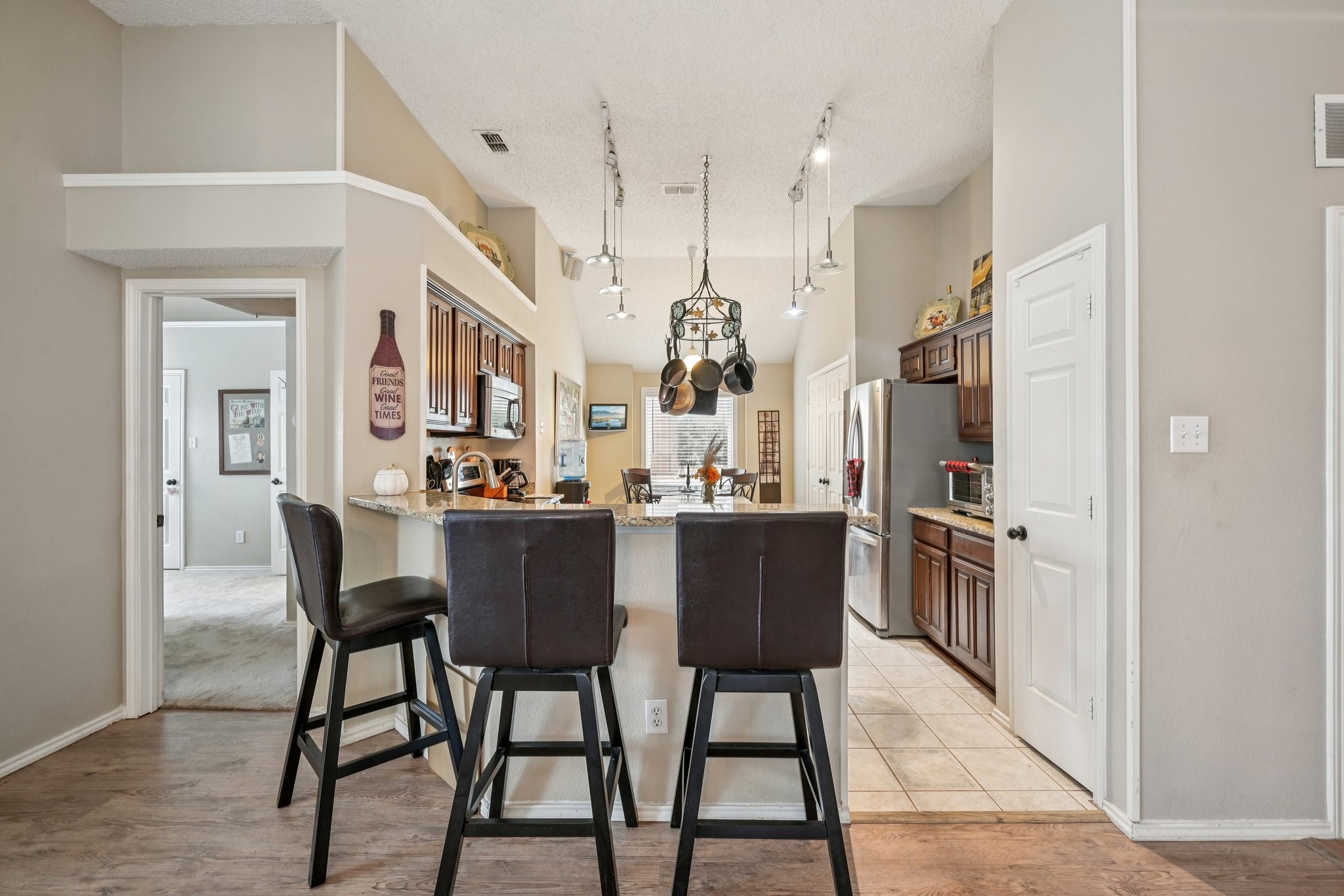 18519 Timber Oaks Drive