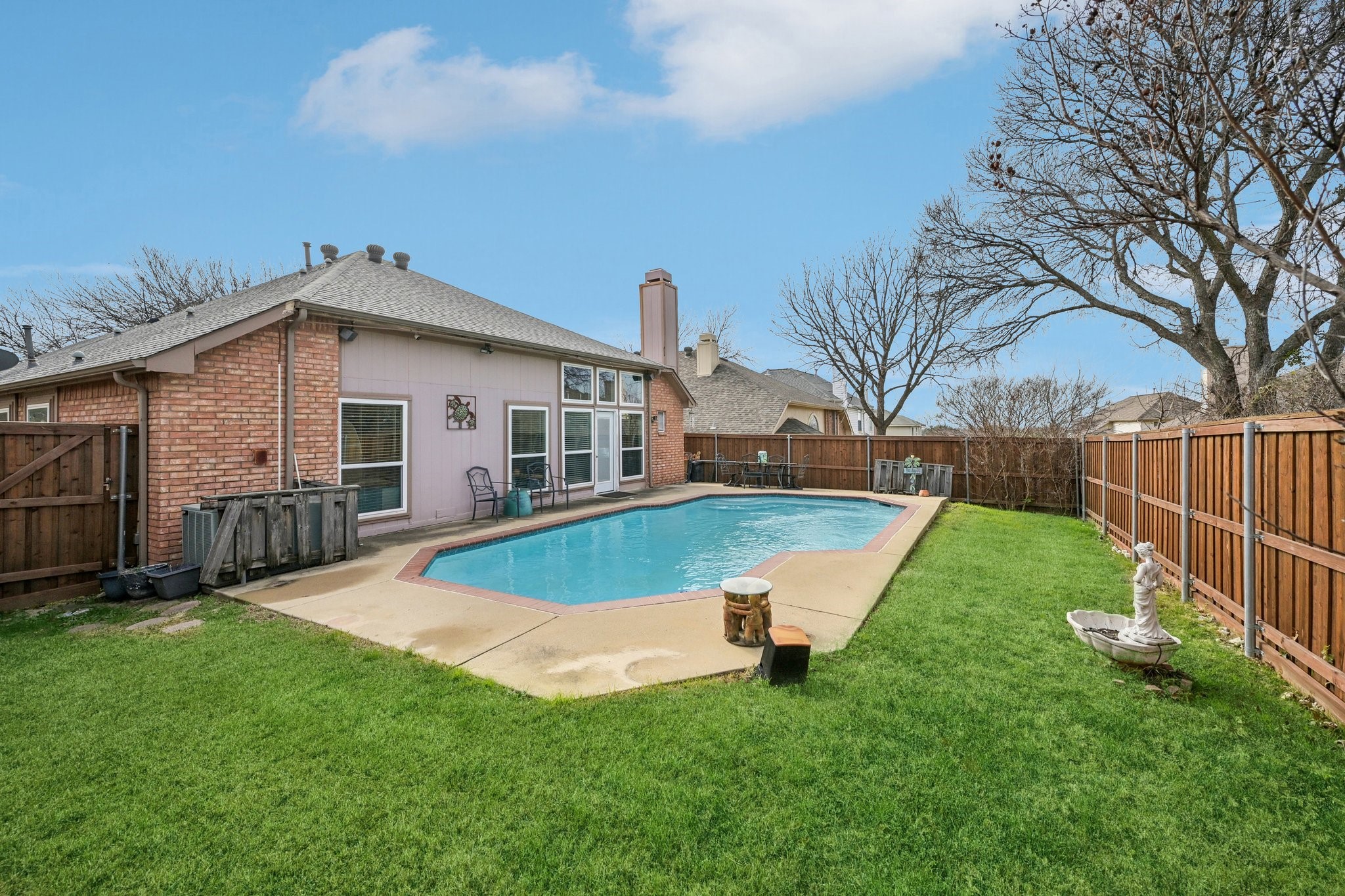 18519 Timber Oaks Drive