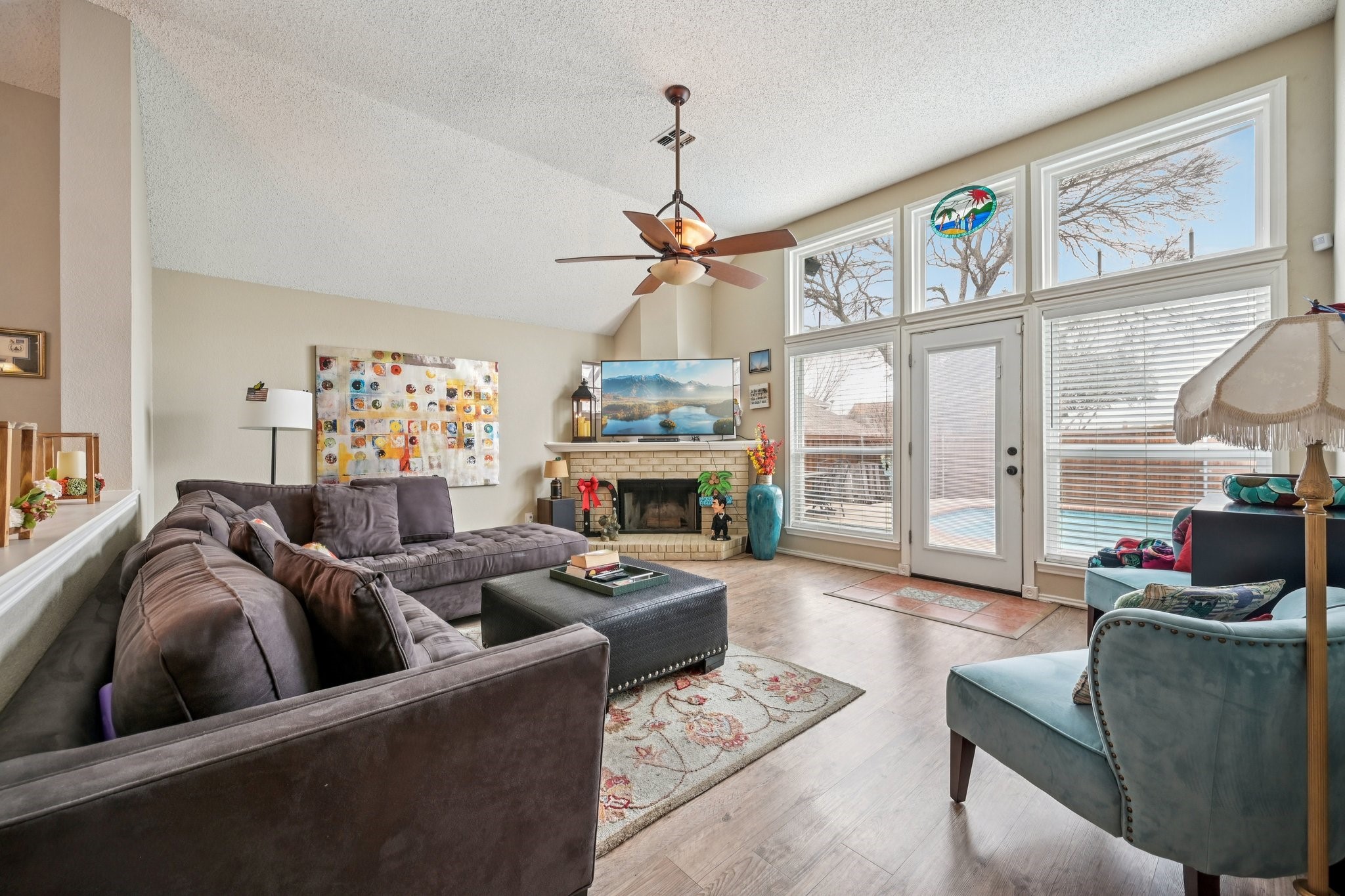 18519 Timber Oaks Drive