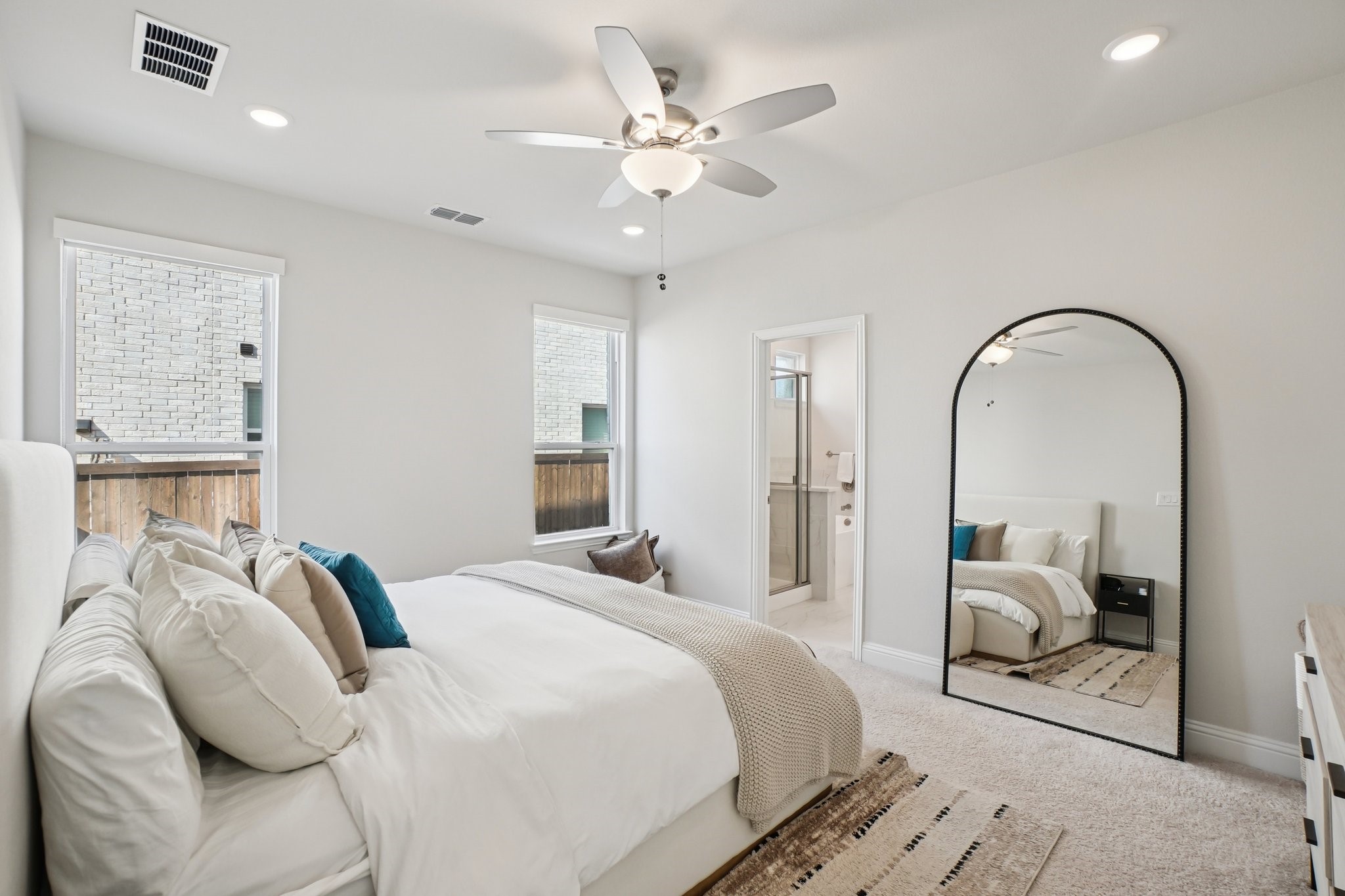 11422 Chepstow Crescent Court