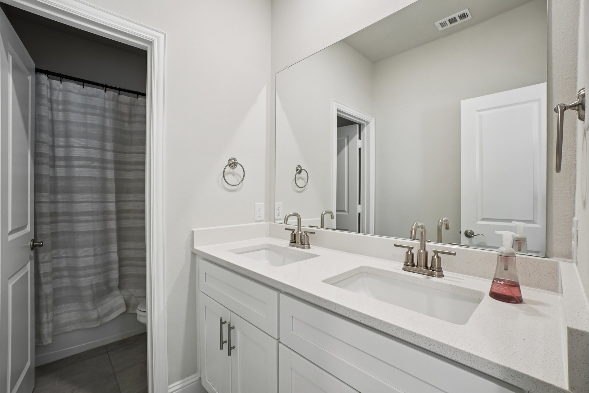 11422 Chepstow Crescent Court