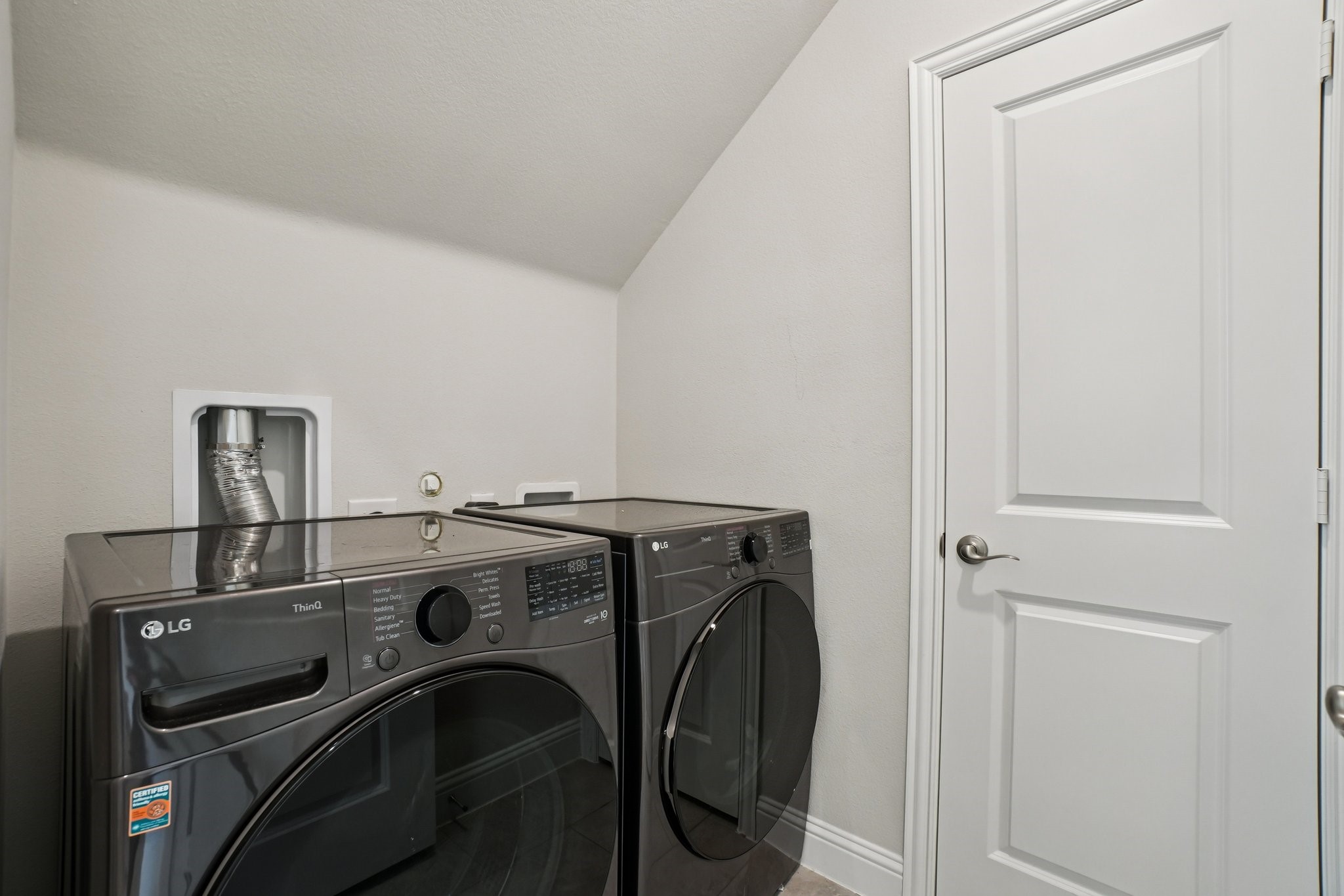 11422 Chepstow Crescent Court