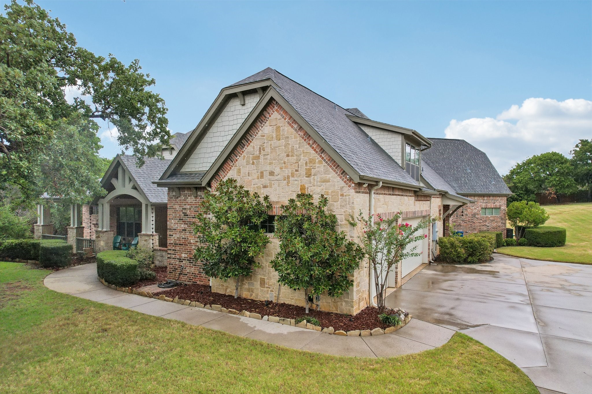 6407 Meadowcrest Lane