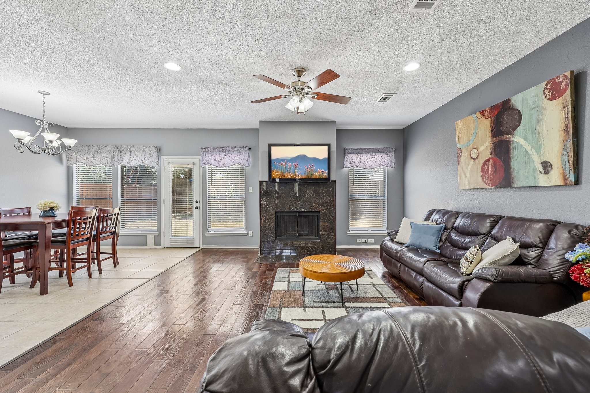 1910 Bentwood Court