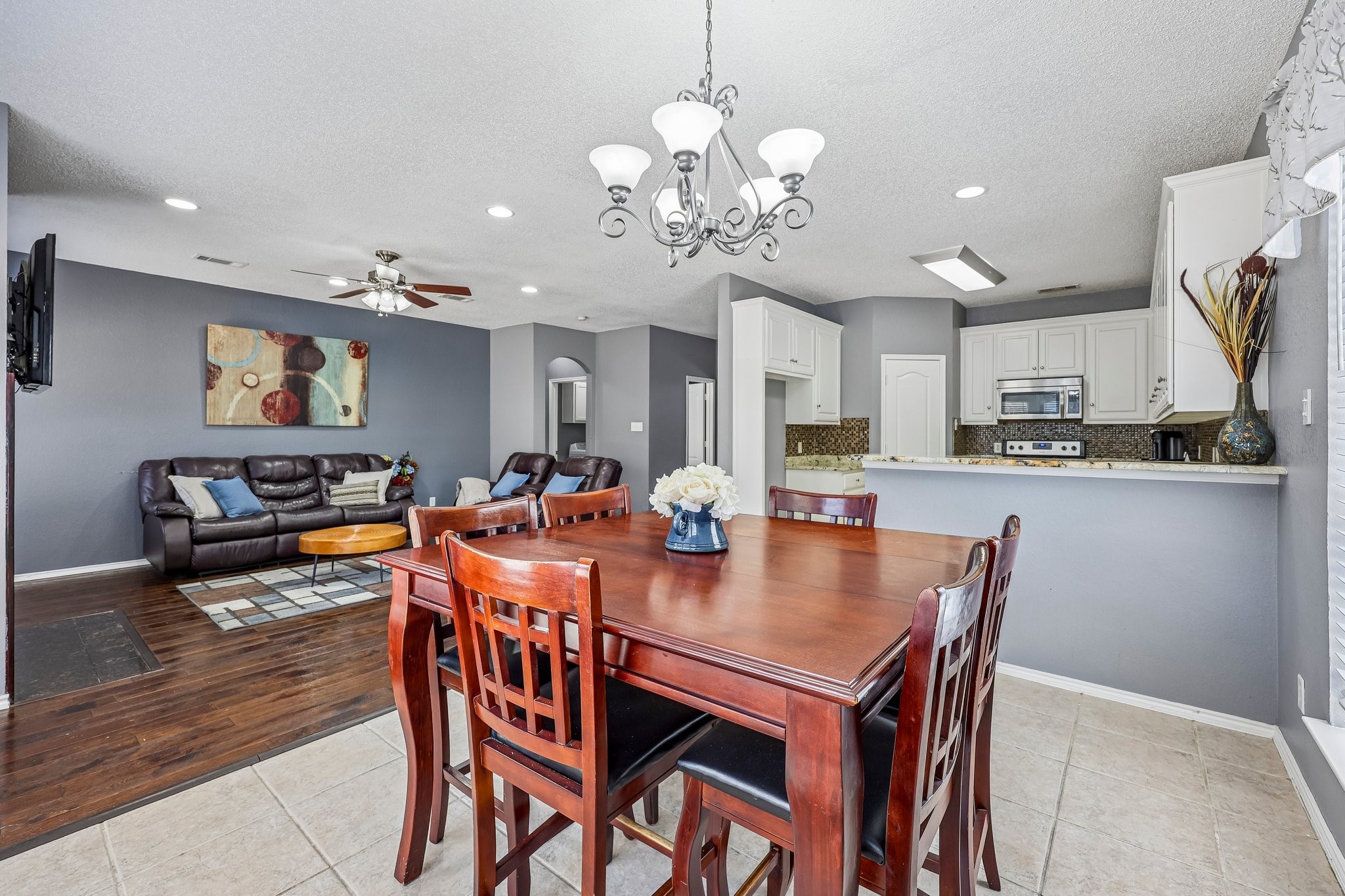 1910 Bentwood Court