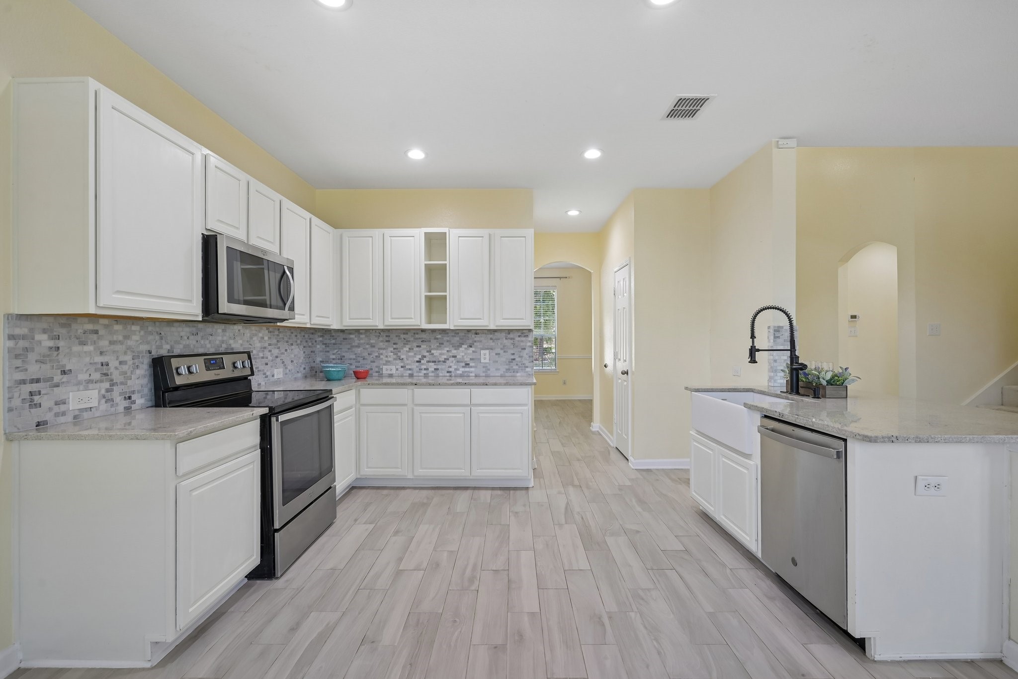 12508 Sunrise Drive