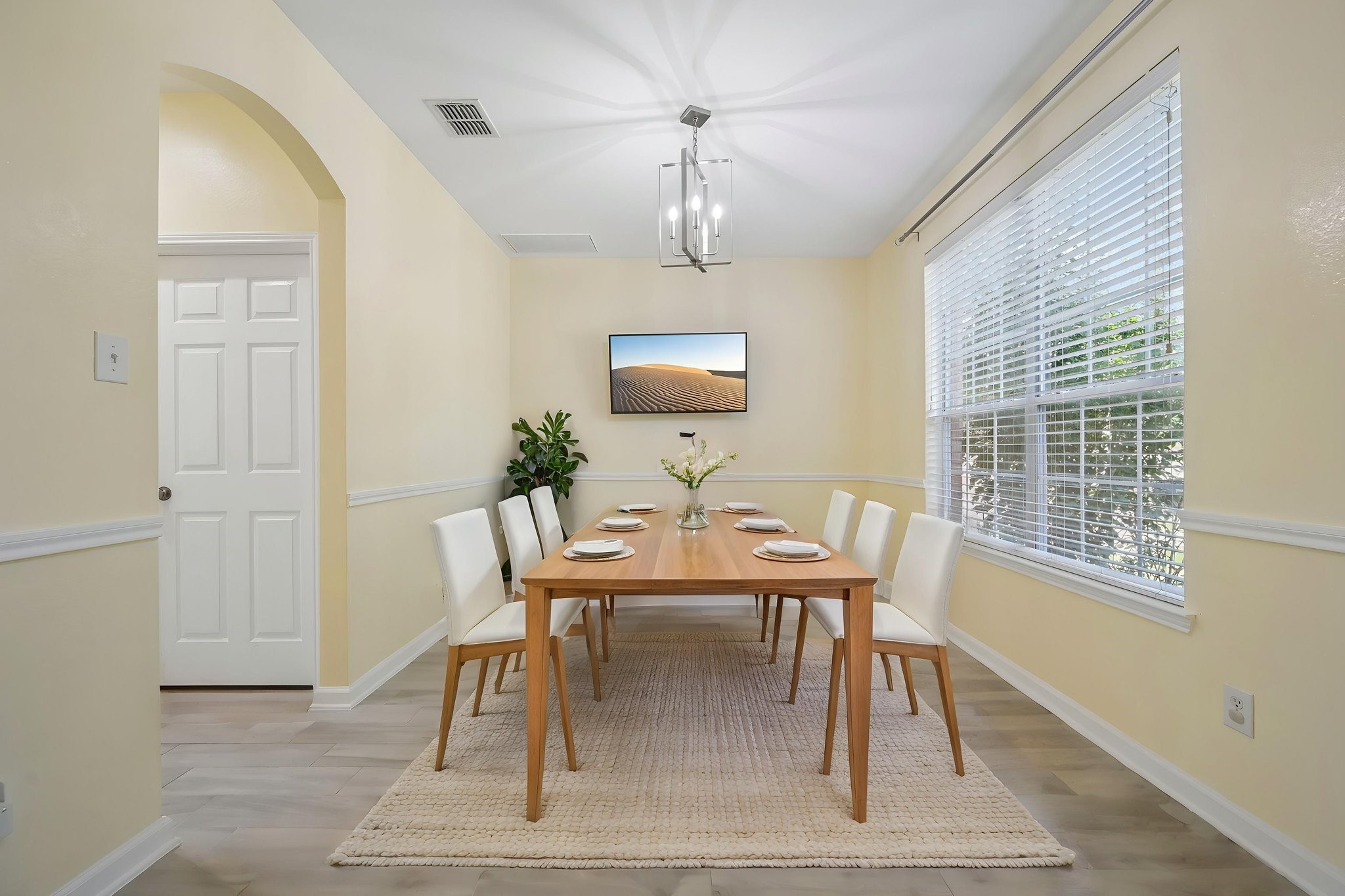 12508 Sunrise Drive