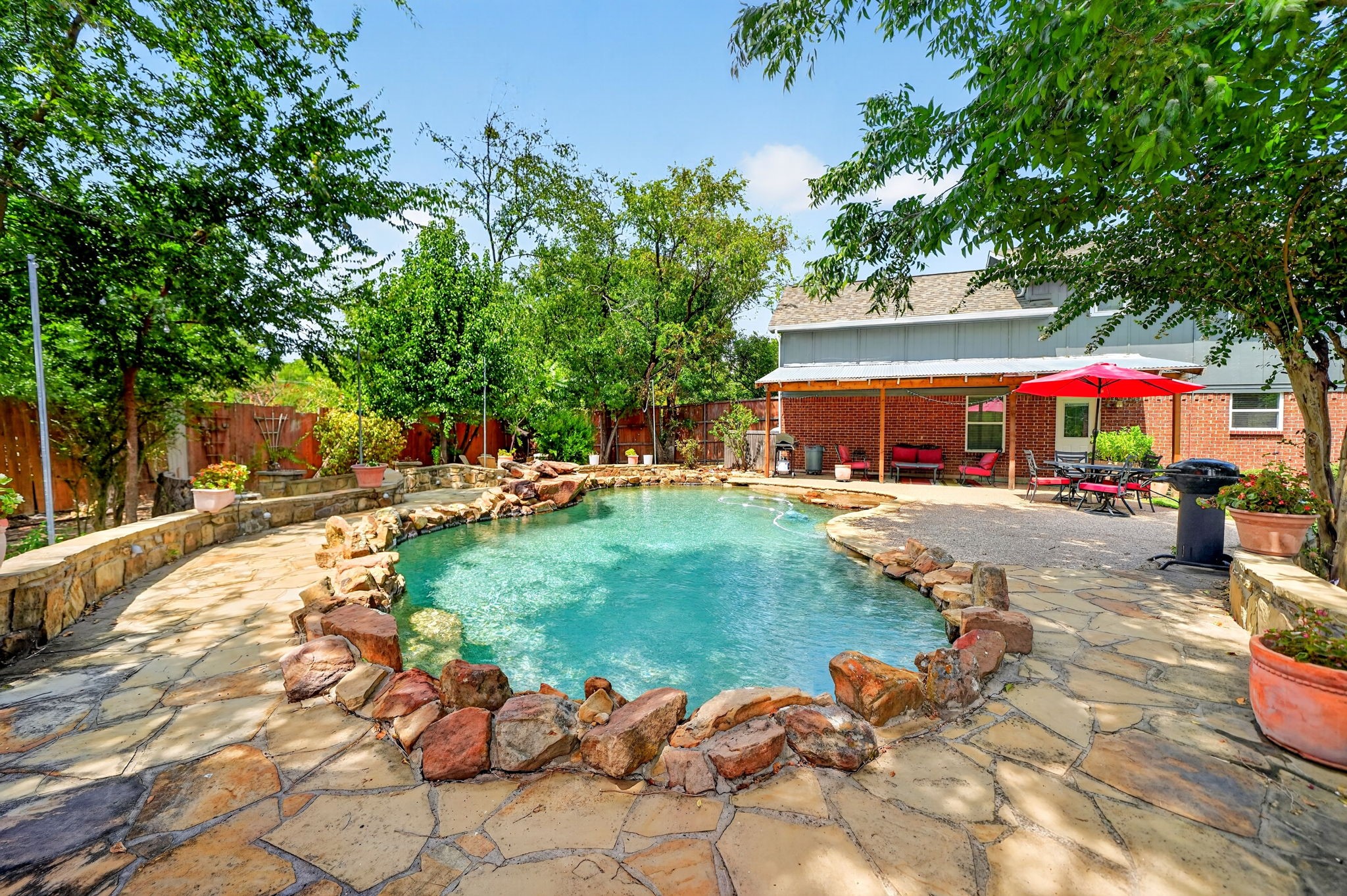 6705 Orchard Drive