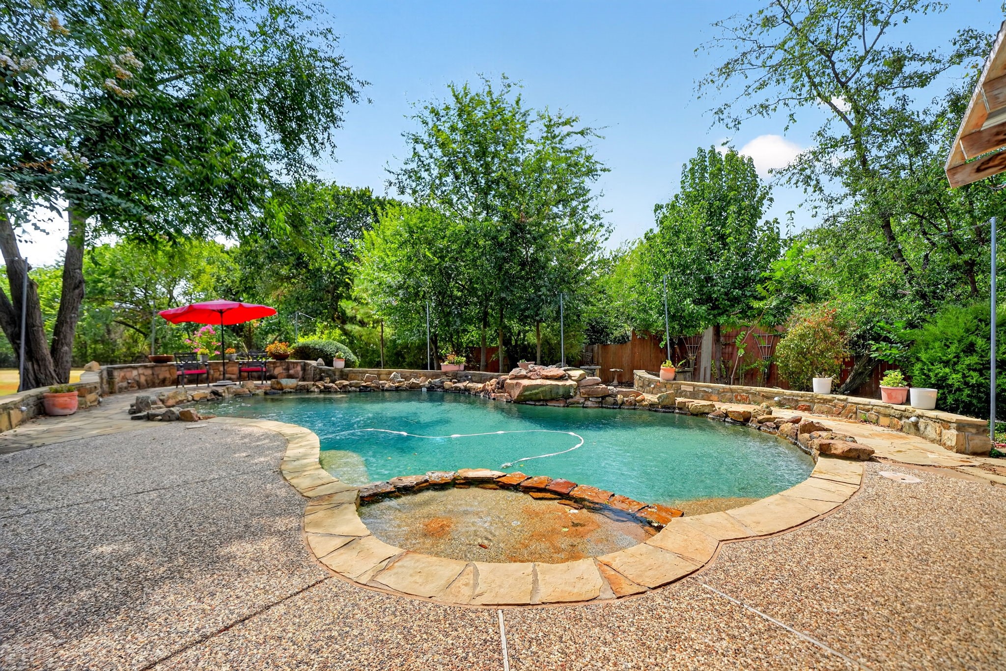 6705 Orchard Drive