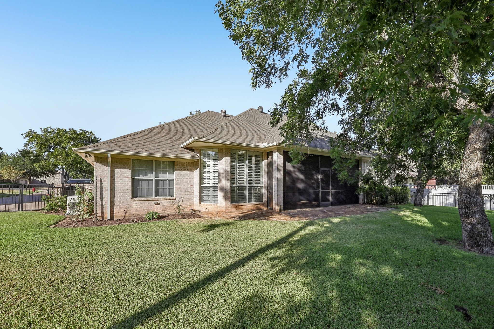 5409 Wedgefield Road