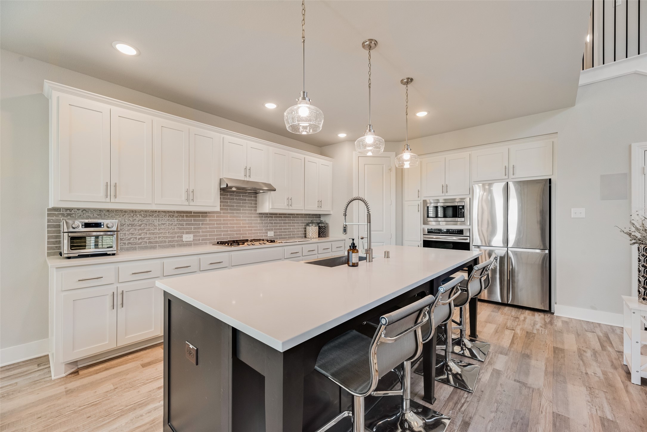 852 Trailside Lane