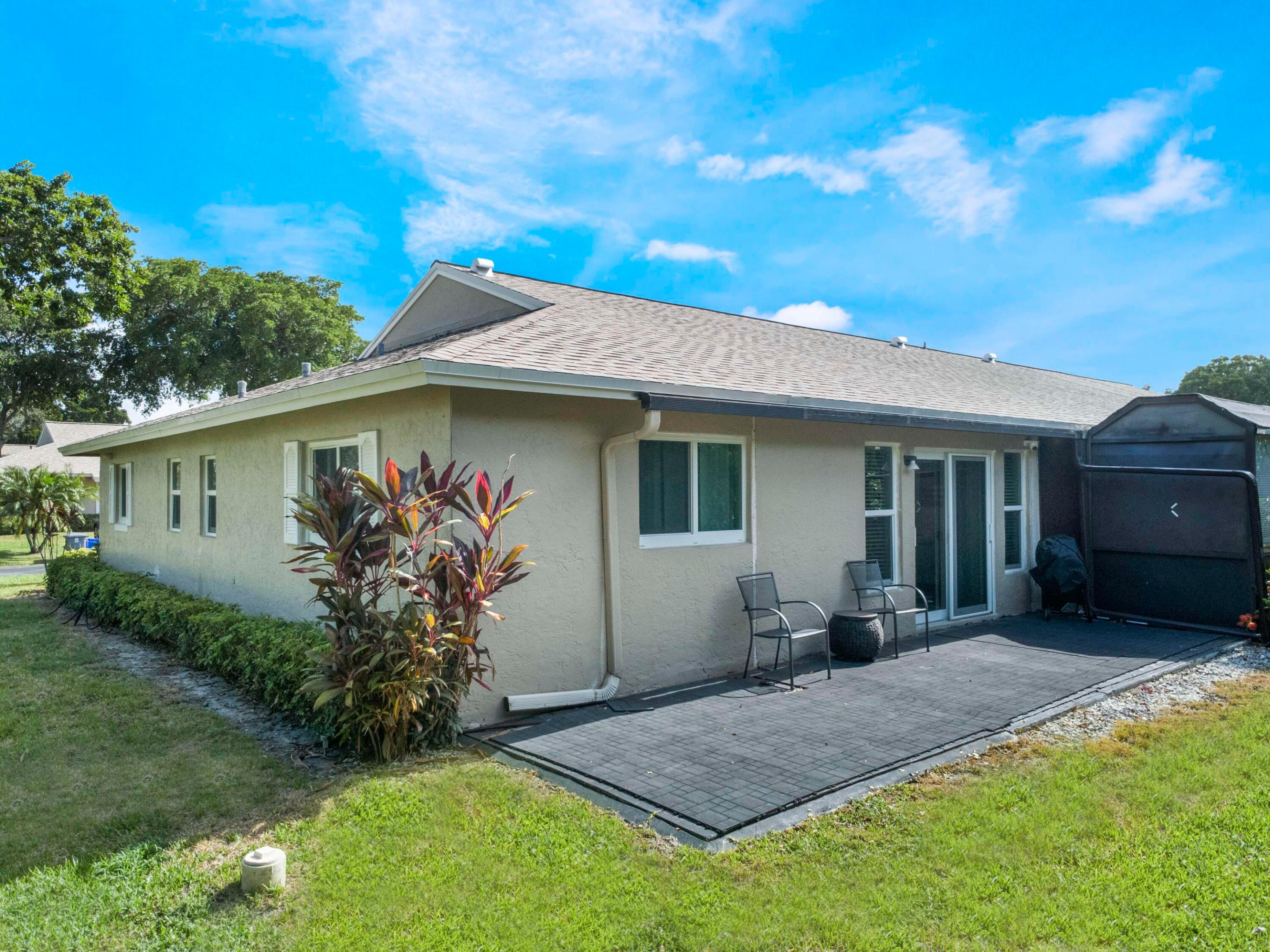8652 Overset Lane