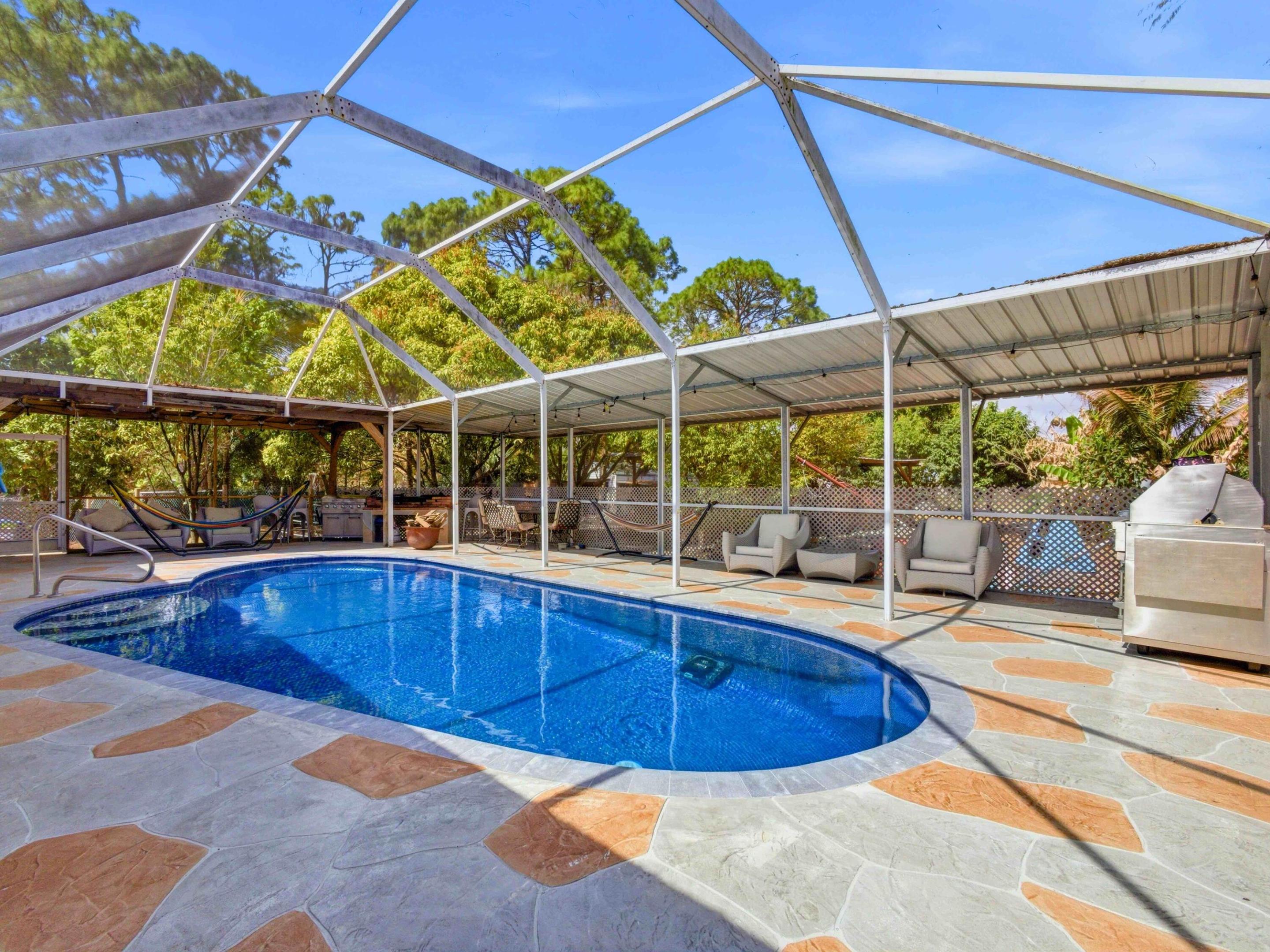 11481 Tangerine Boulevard