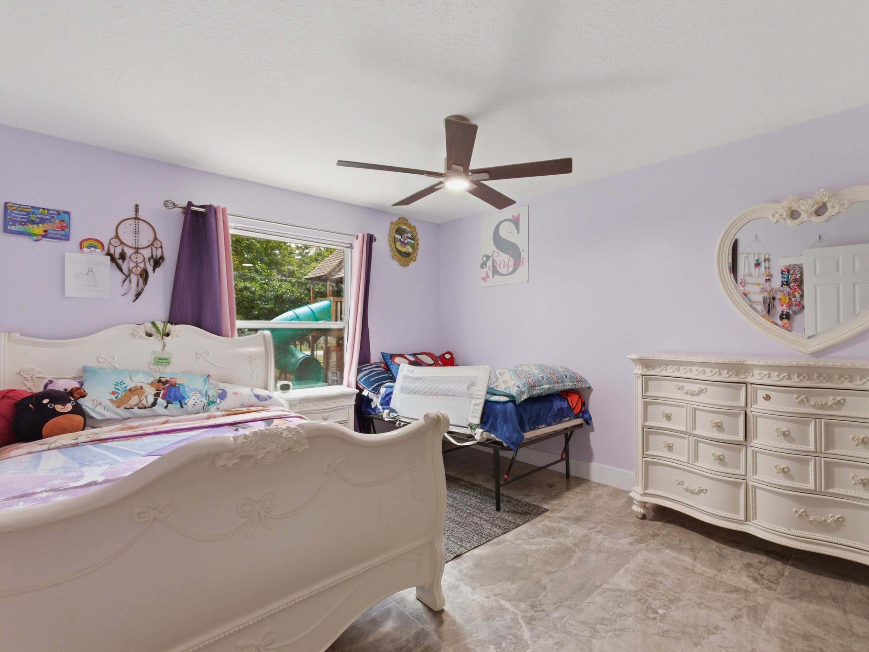 11481 Tangerine Boulevard