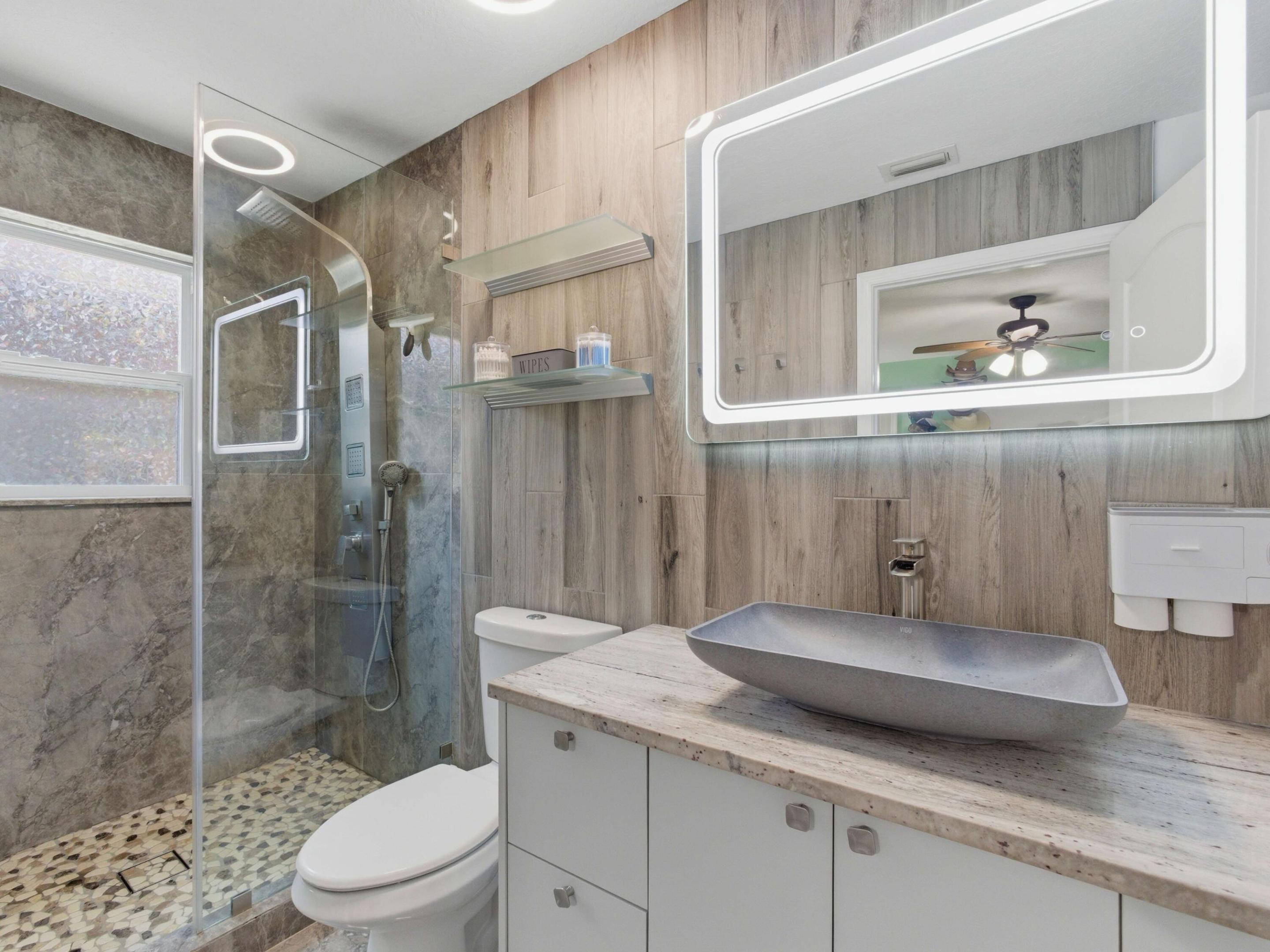 11481 Tangerine Boulevard