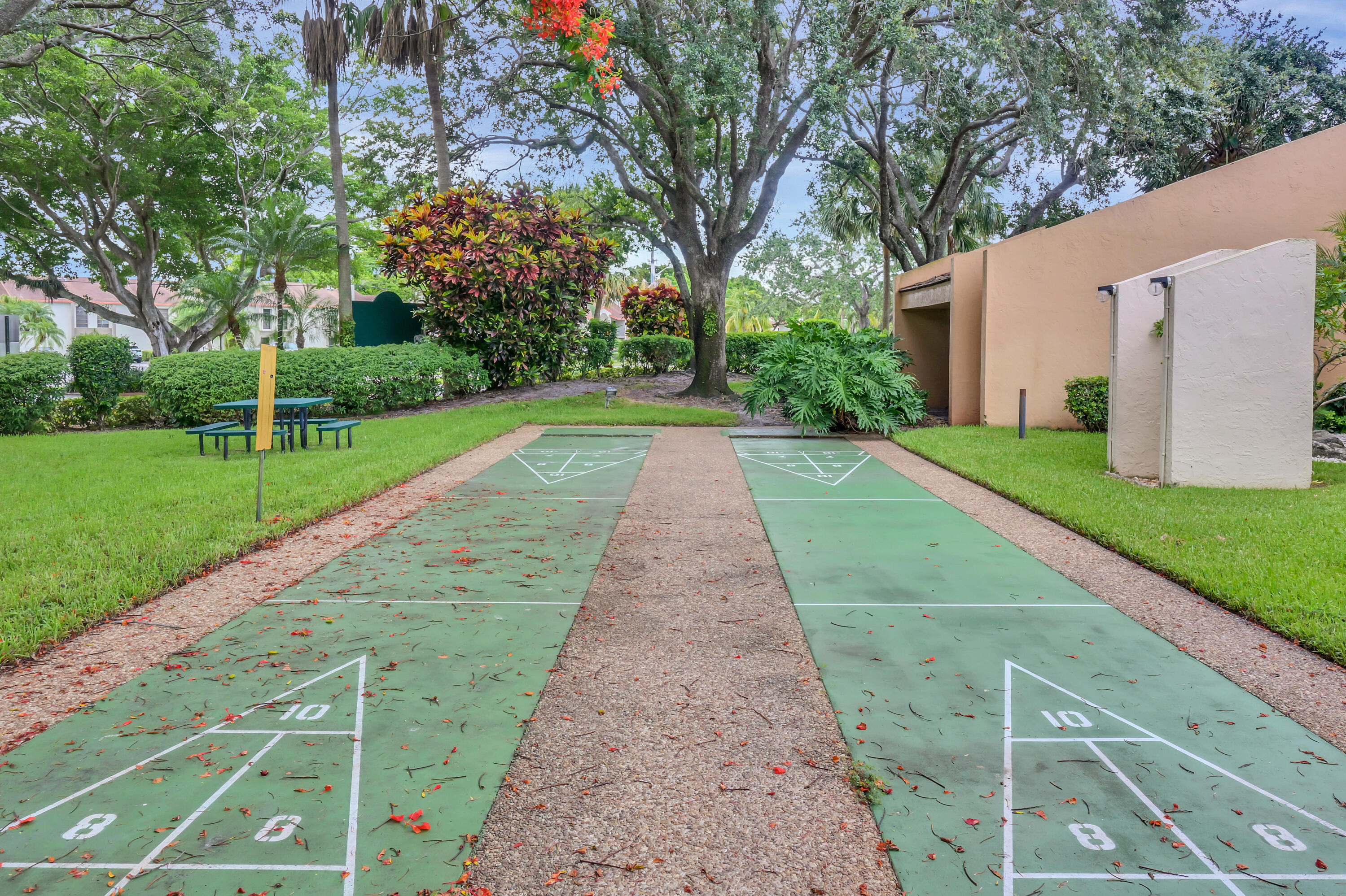 6610 Coral Lake Drive 110