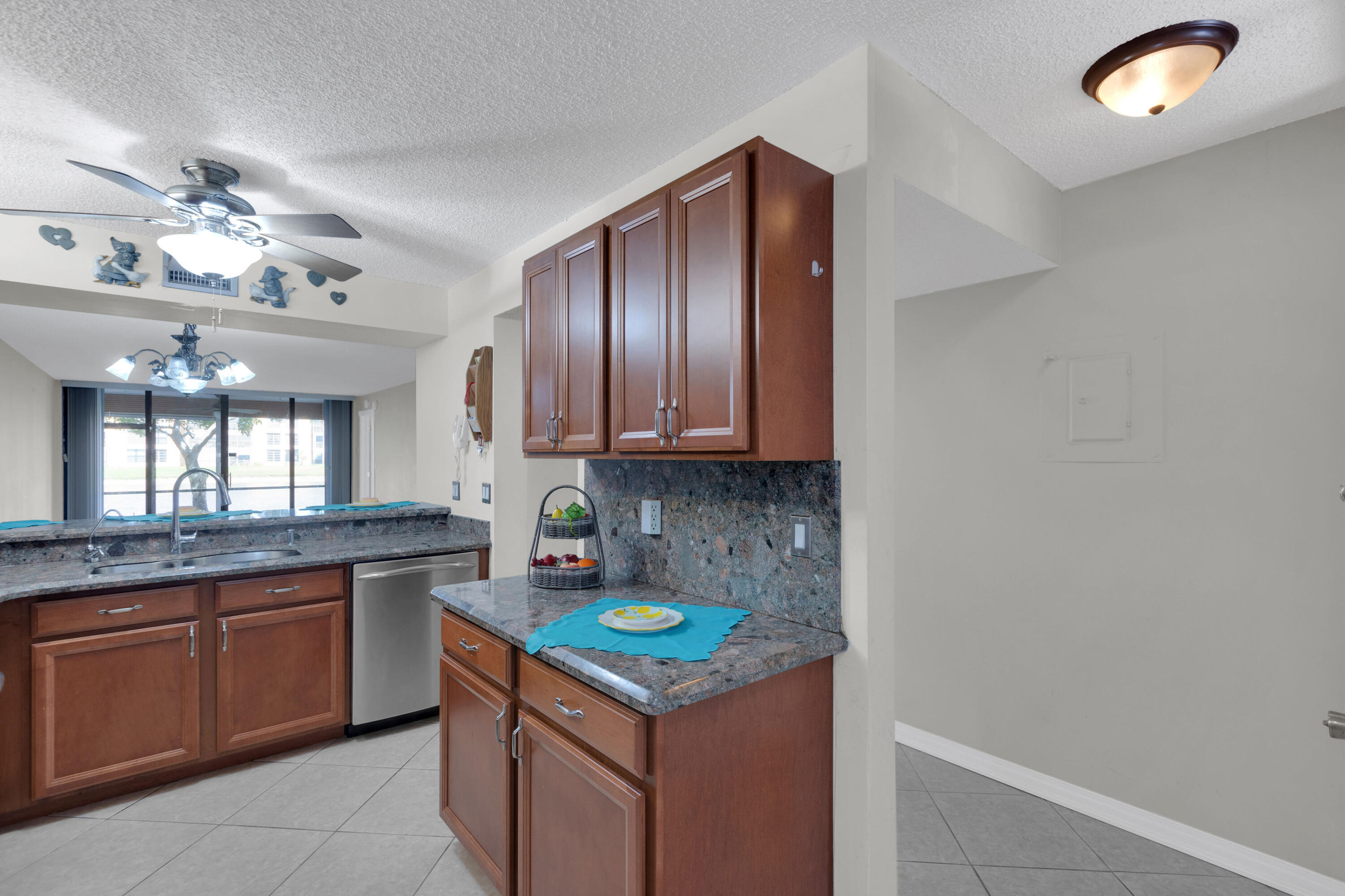 6610 Coral Lake Drive 110