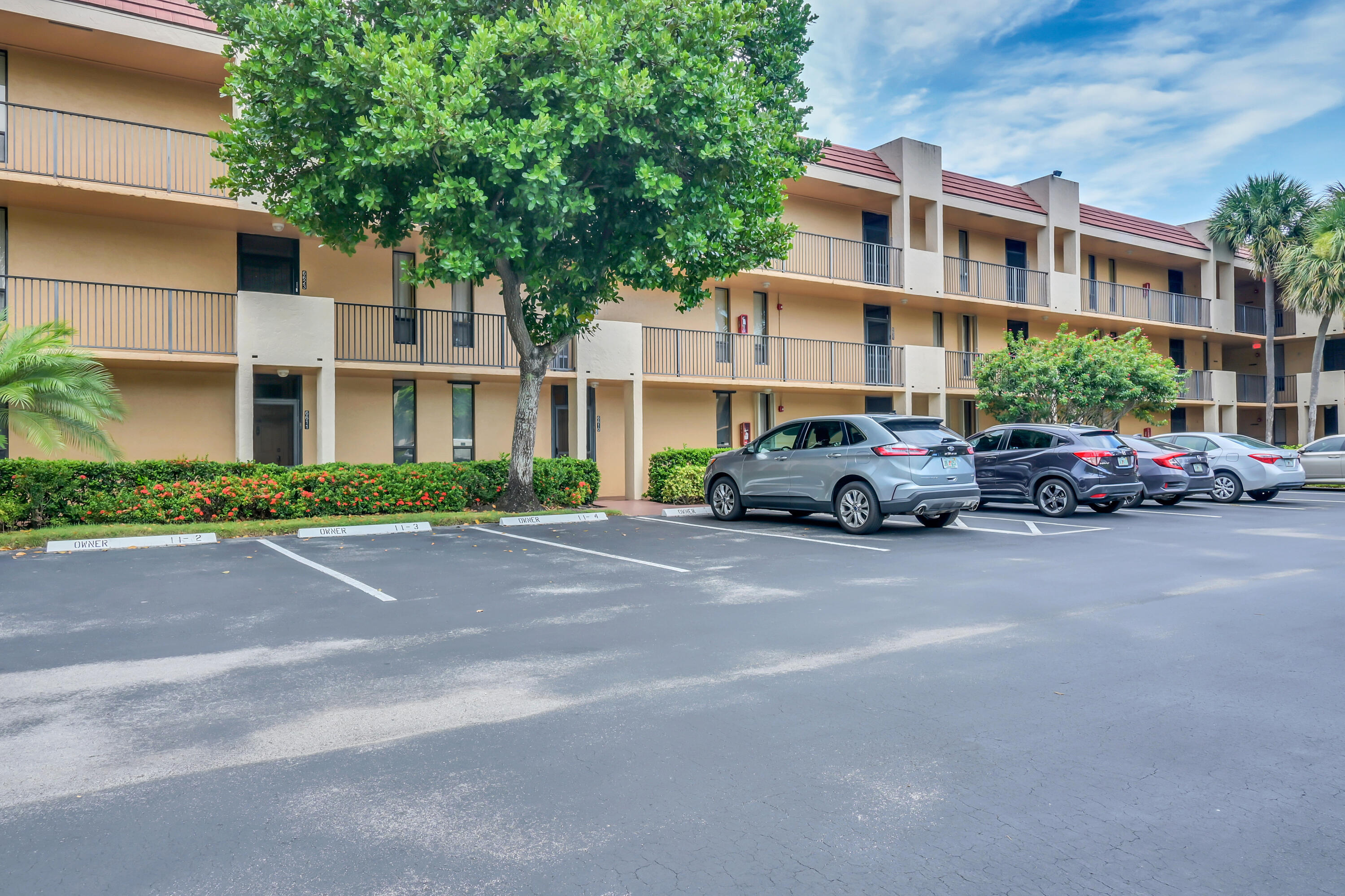 6610 Coral Lake Drive 110