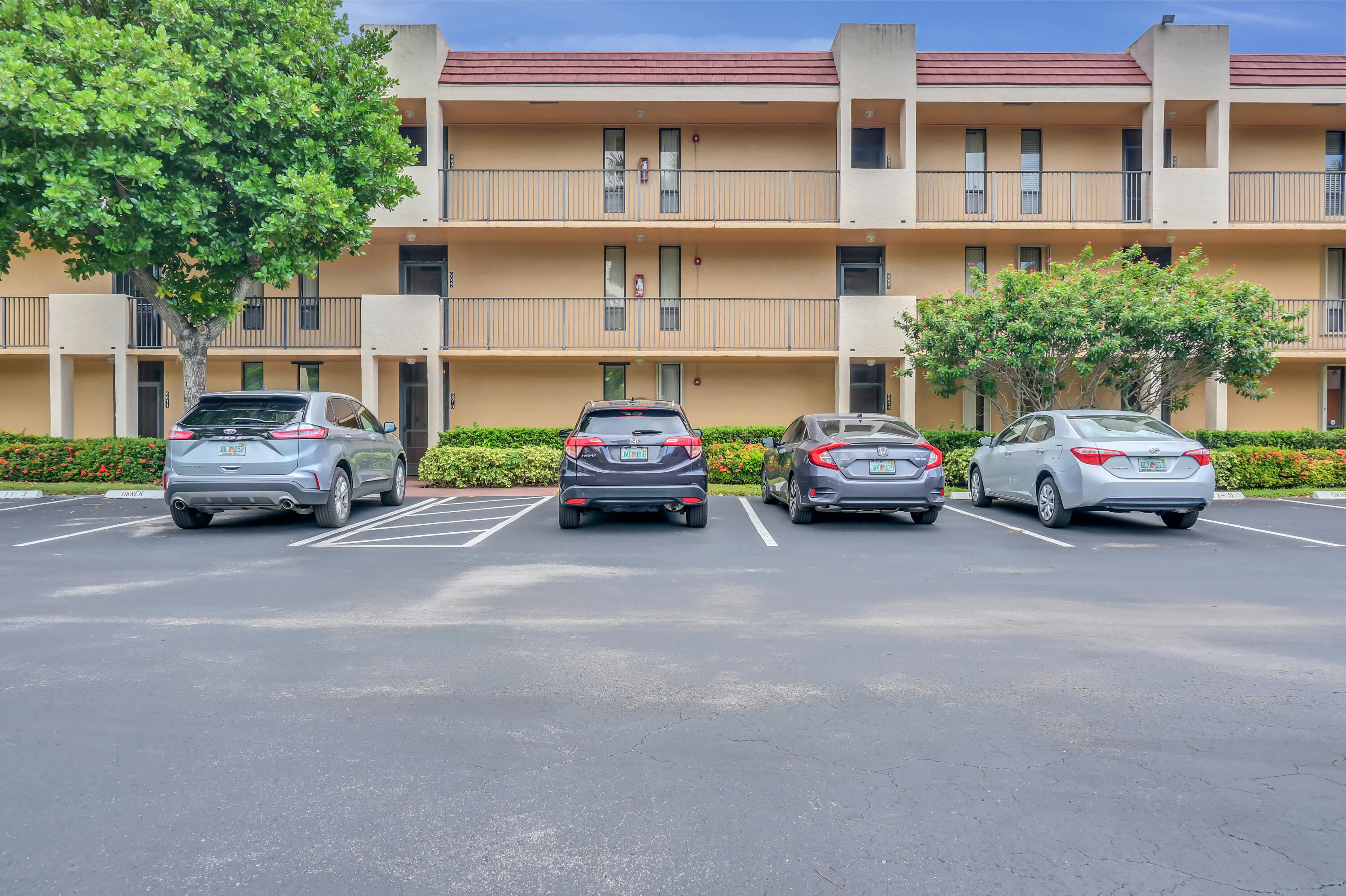 6610 Coral Lake Drive 110