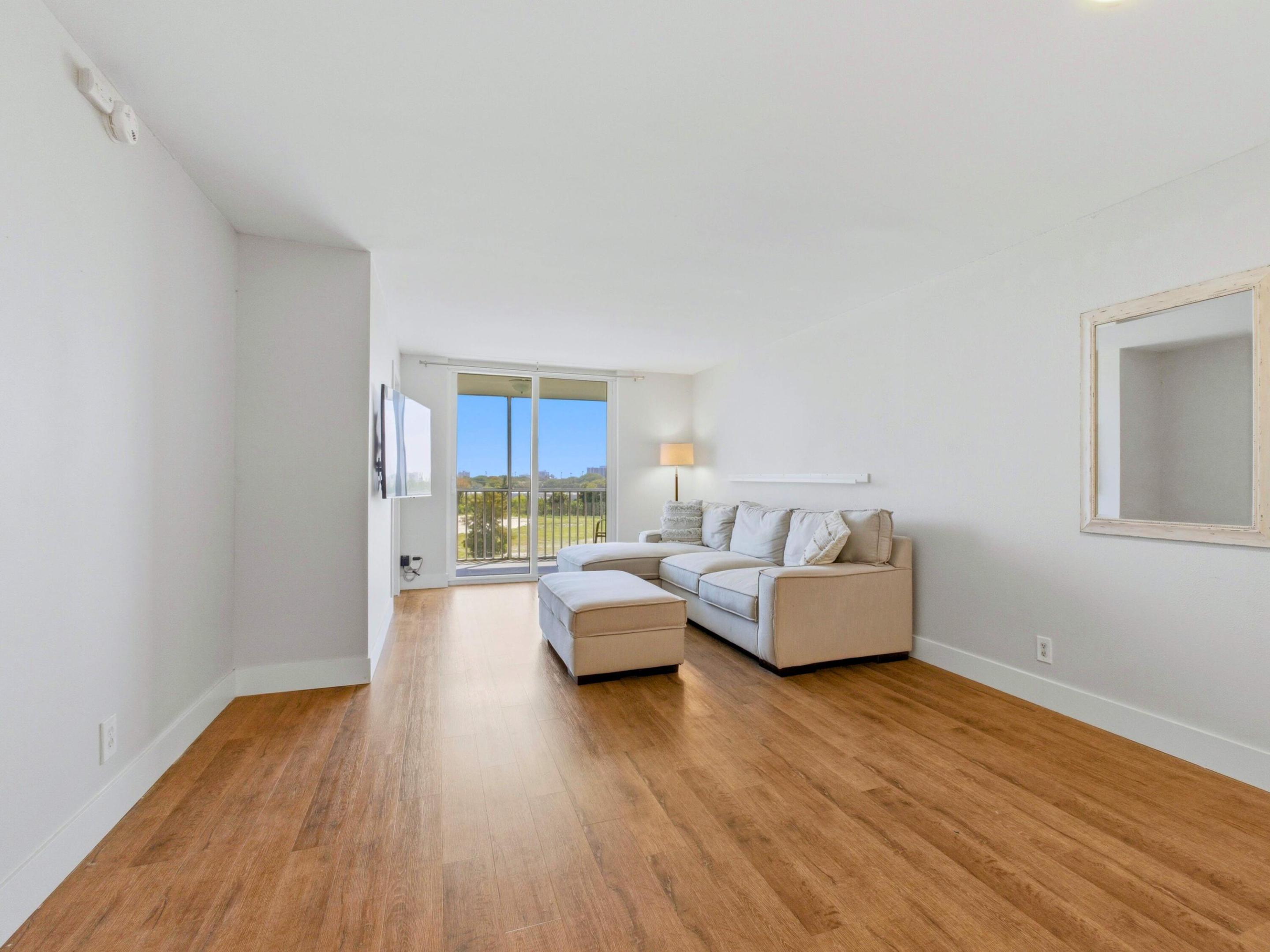 5500 NW 2nd Avenue 519