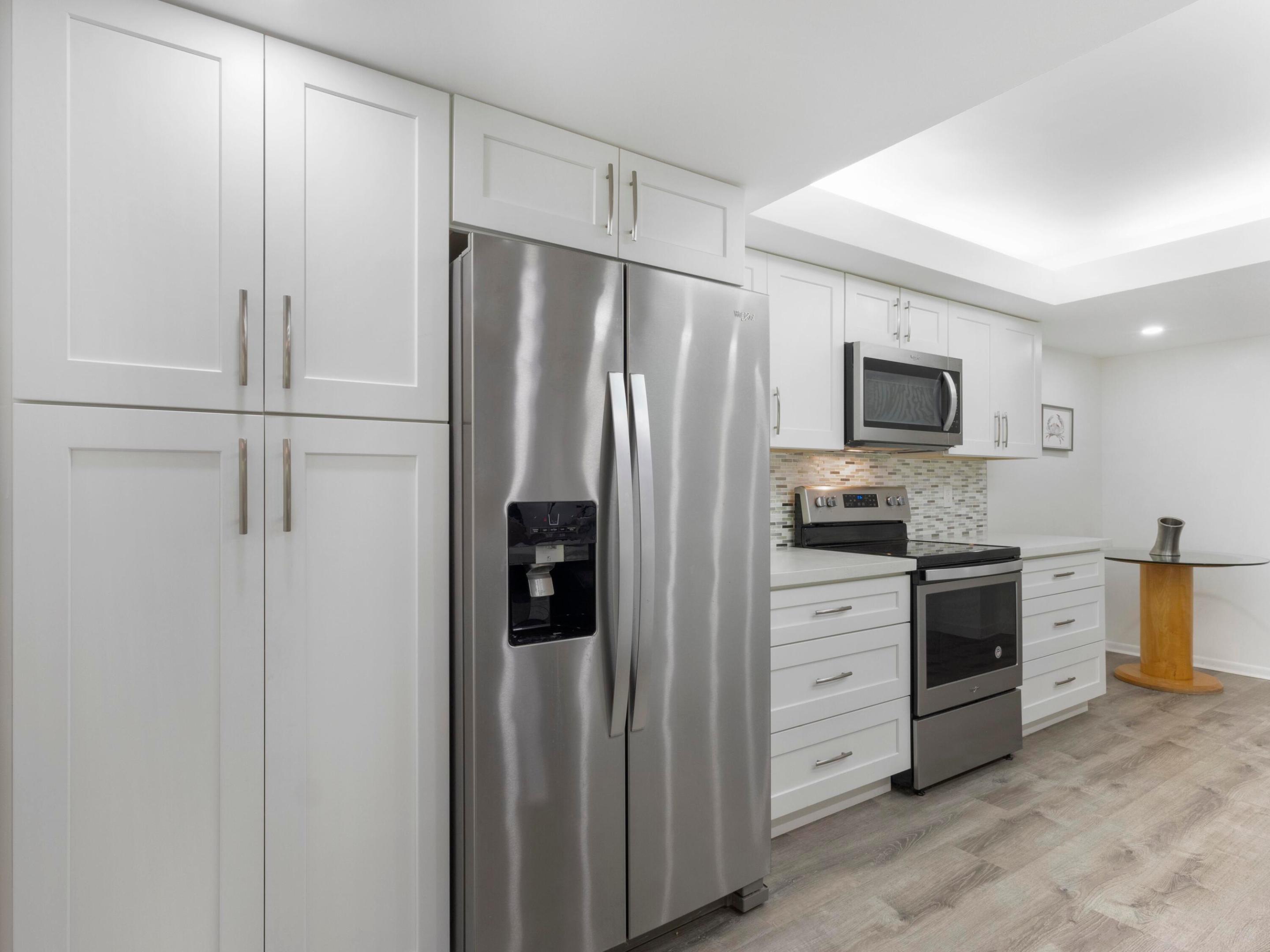 955 Egret Circle 402