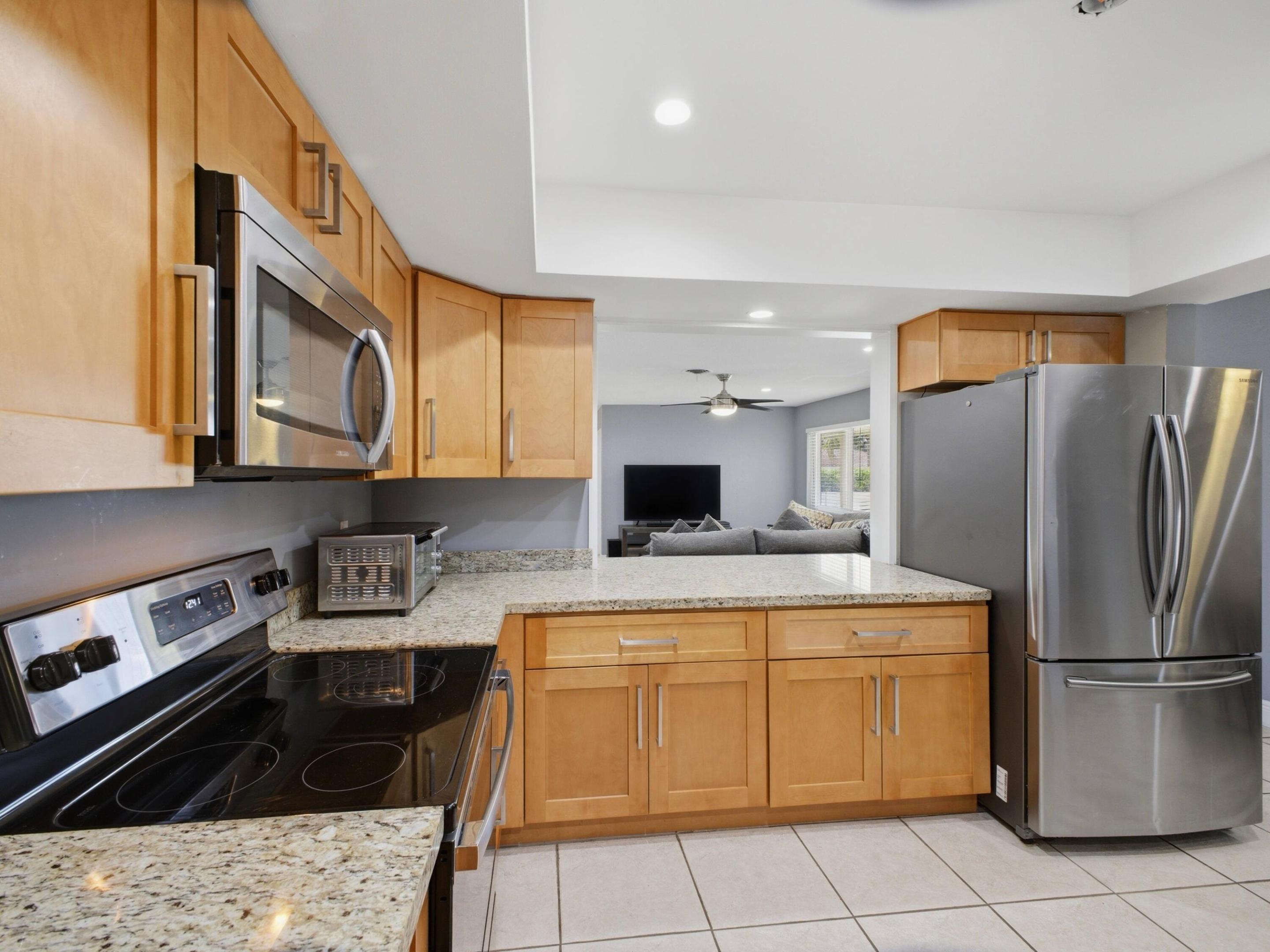 451 SE 1st Avenue A & B