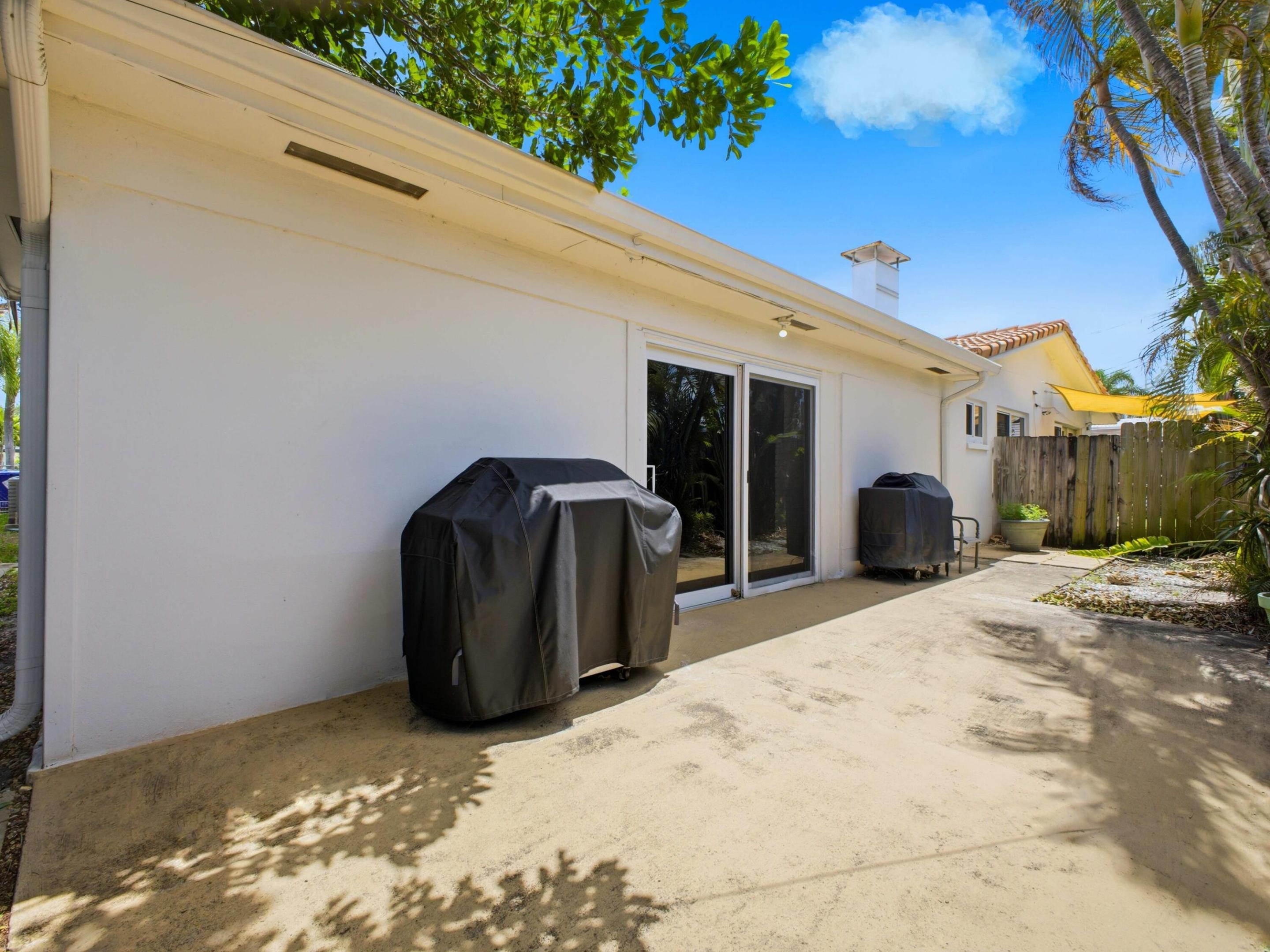 451 SE 1st Avenue A & B