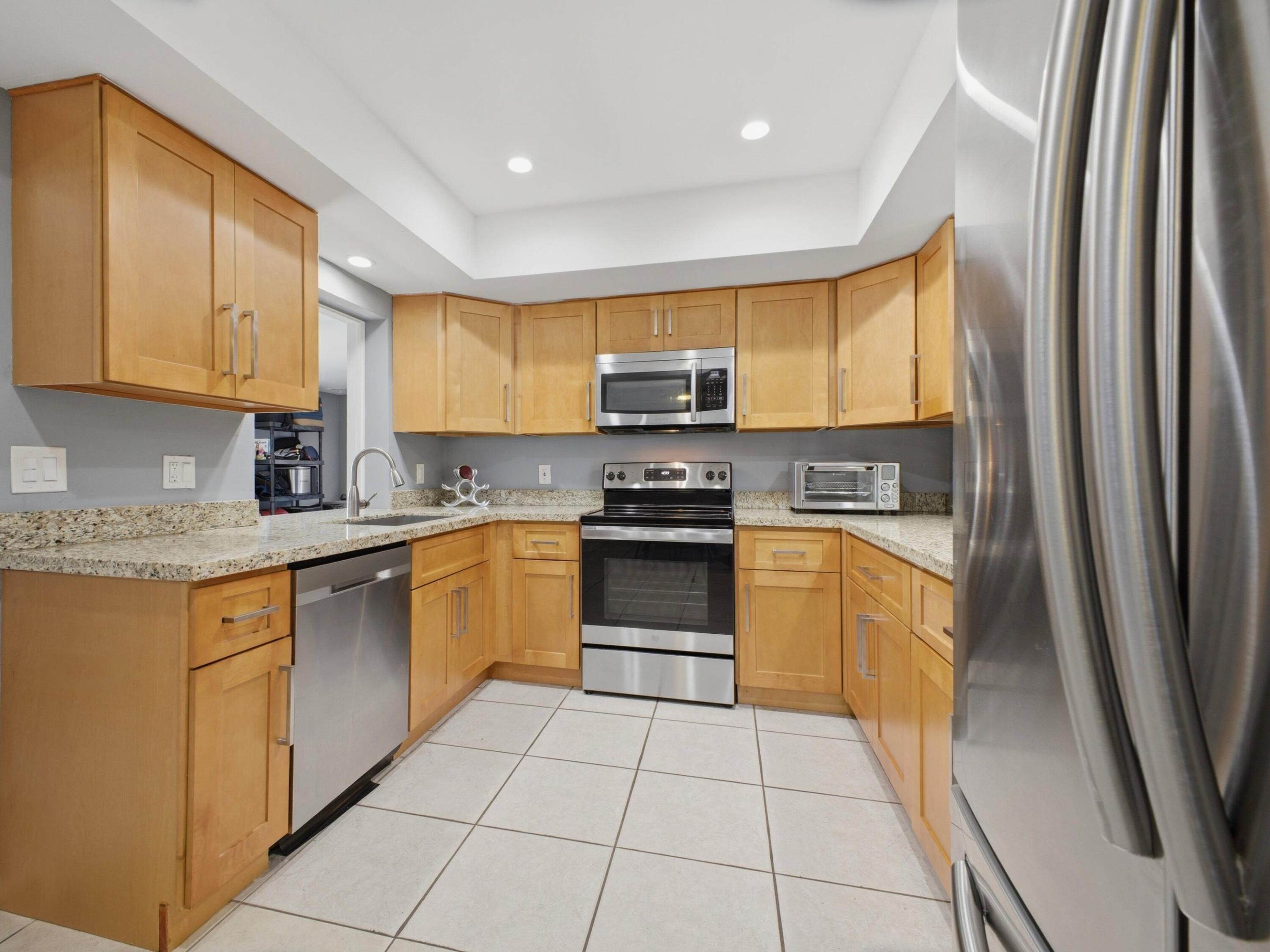 451 SE 1st Avenue A & B