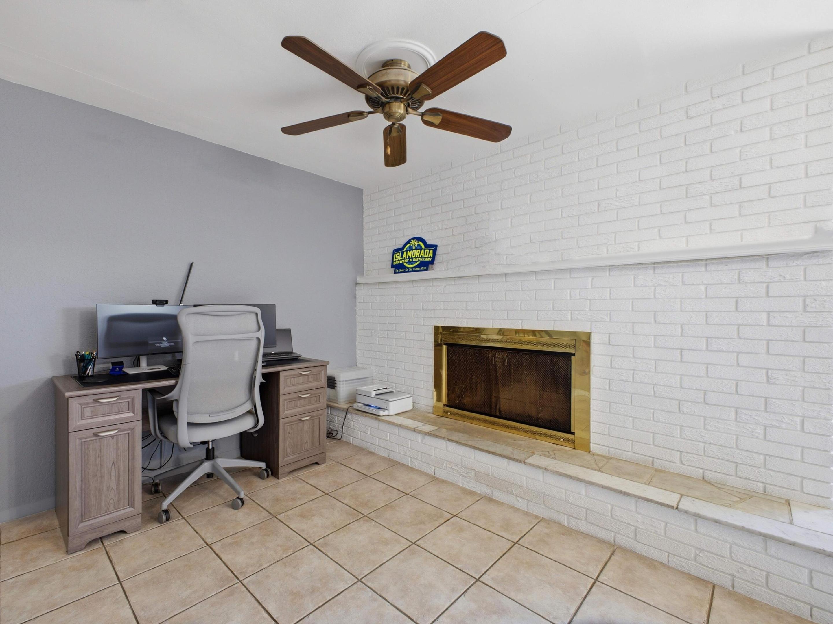 451 SE 1st Avenue A & B