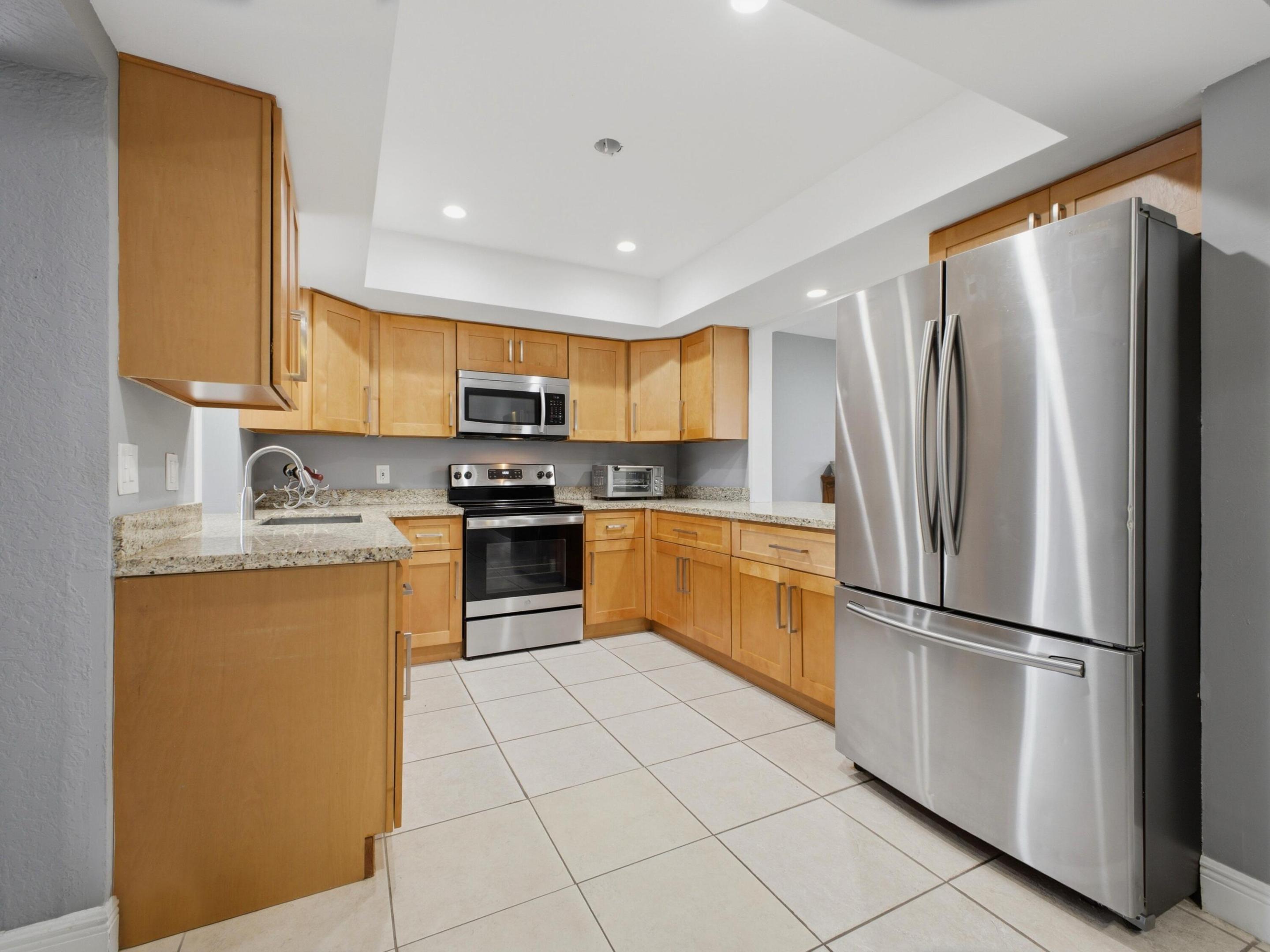 451 SE 1st Avenue A & B