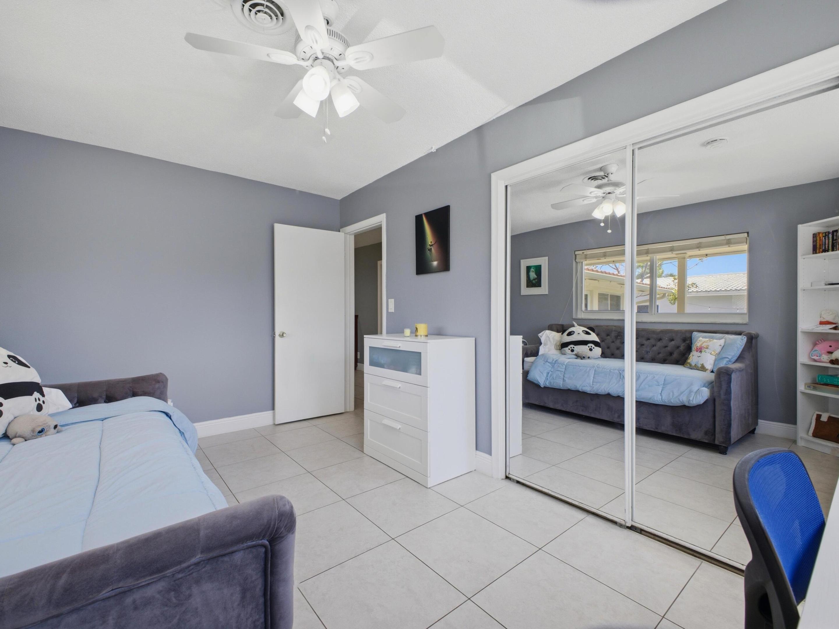 451 SE 1st Avenue A & B